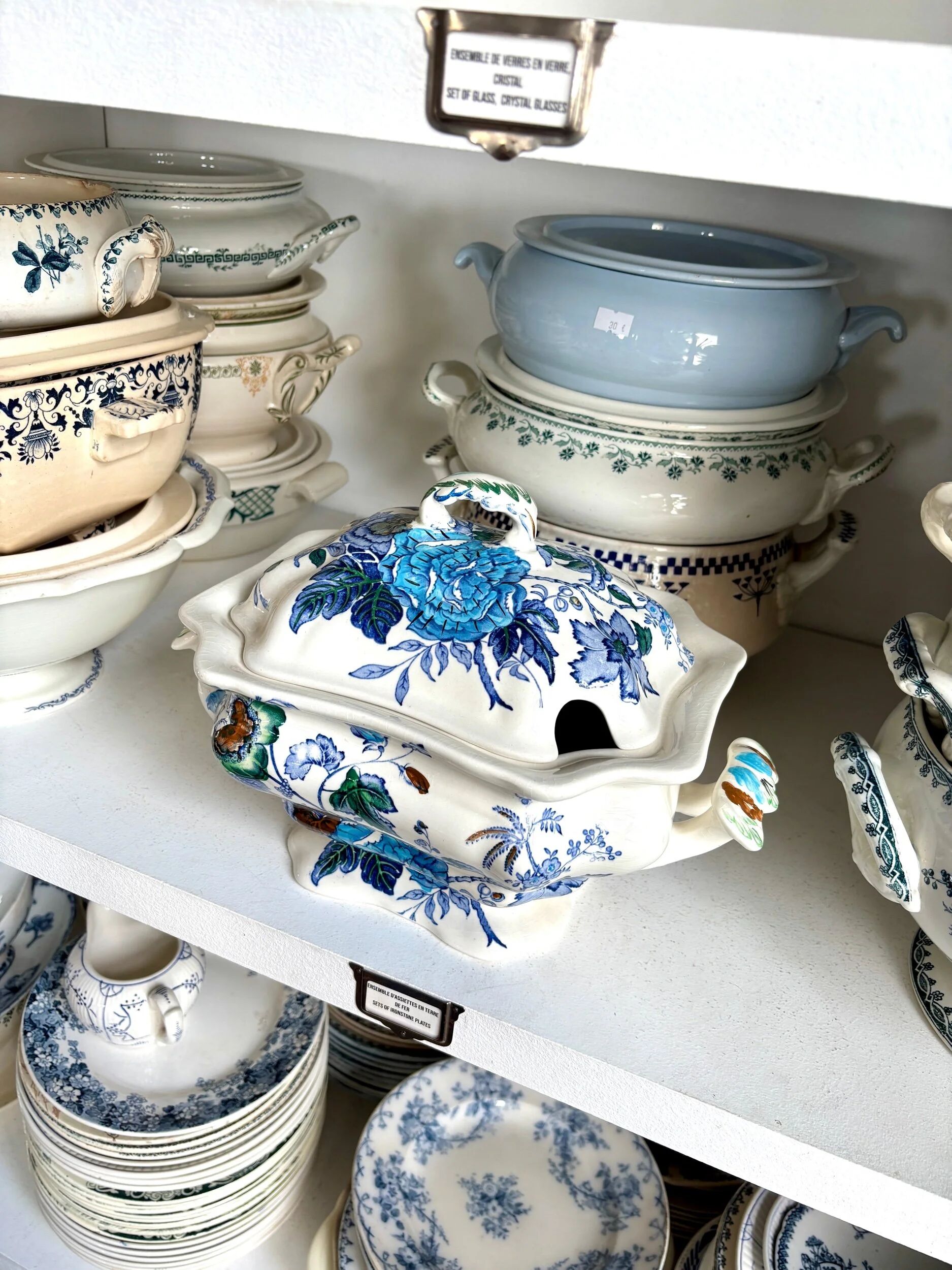 Mason's ironstone soup tureen, "Belvedere" service - early 20th century