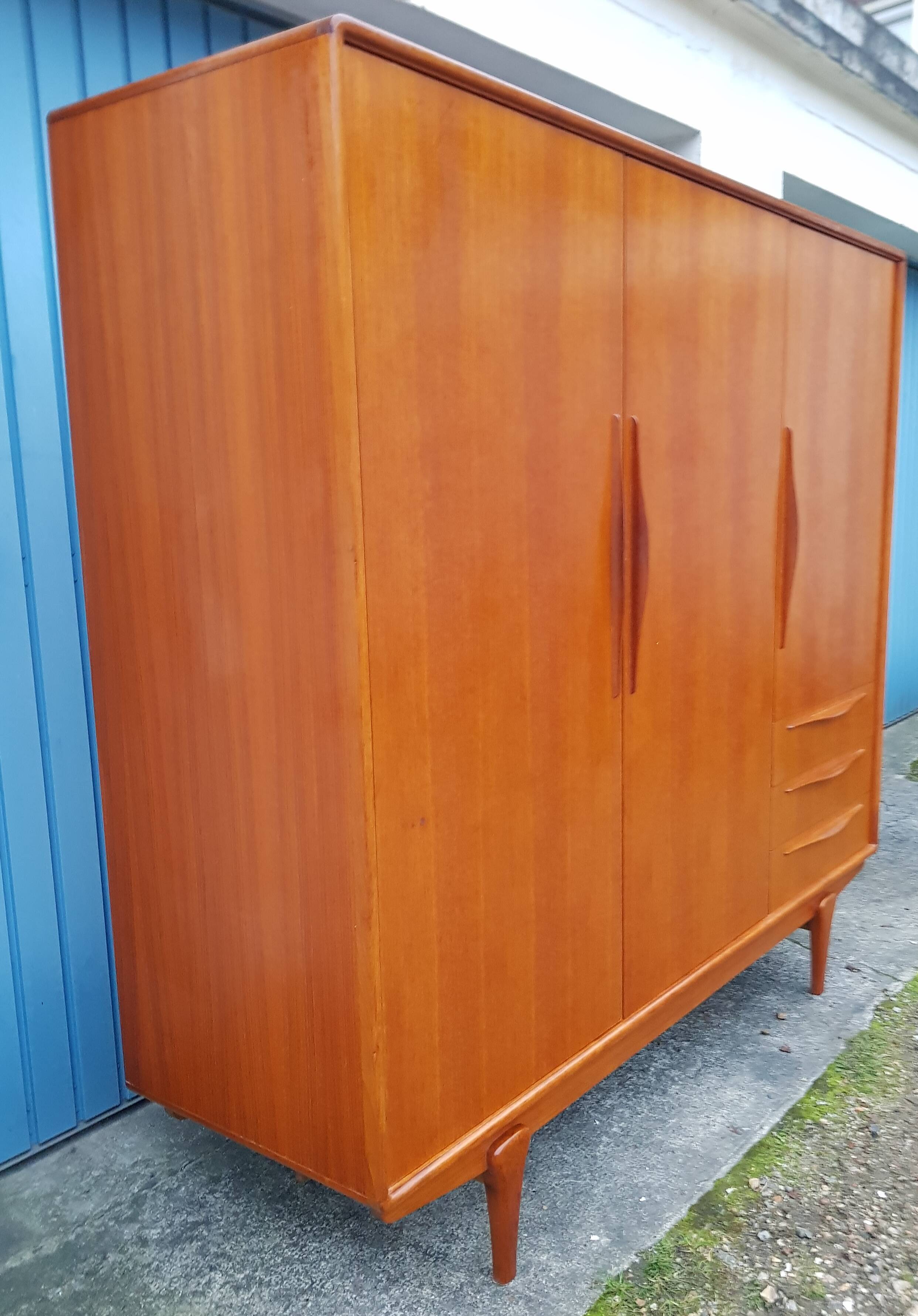 Armoire scandinave en teck