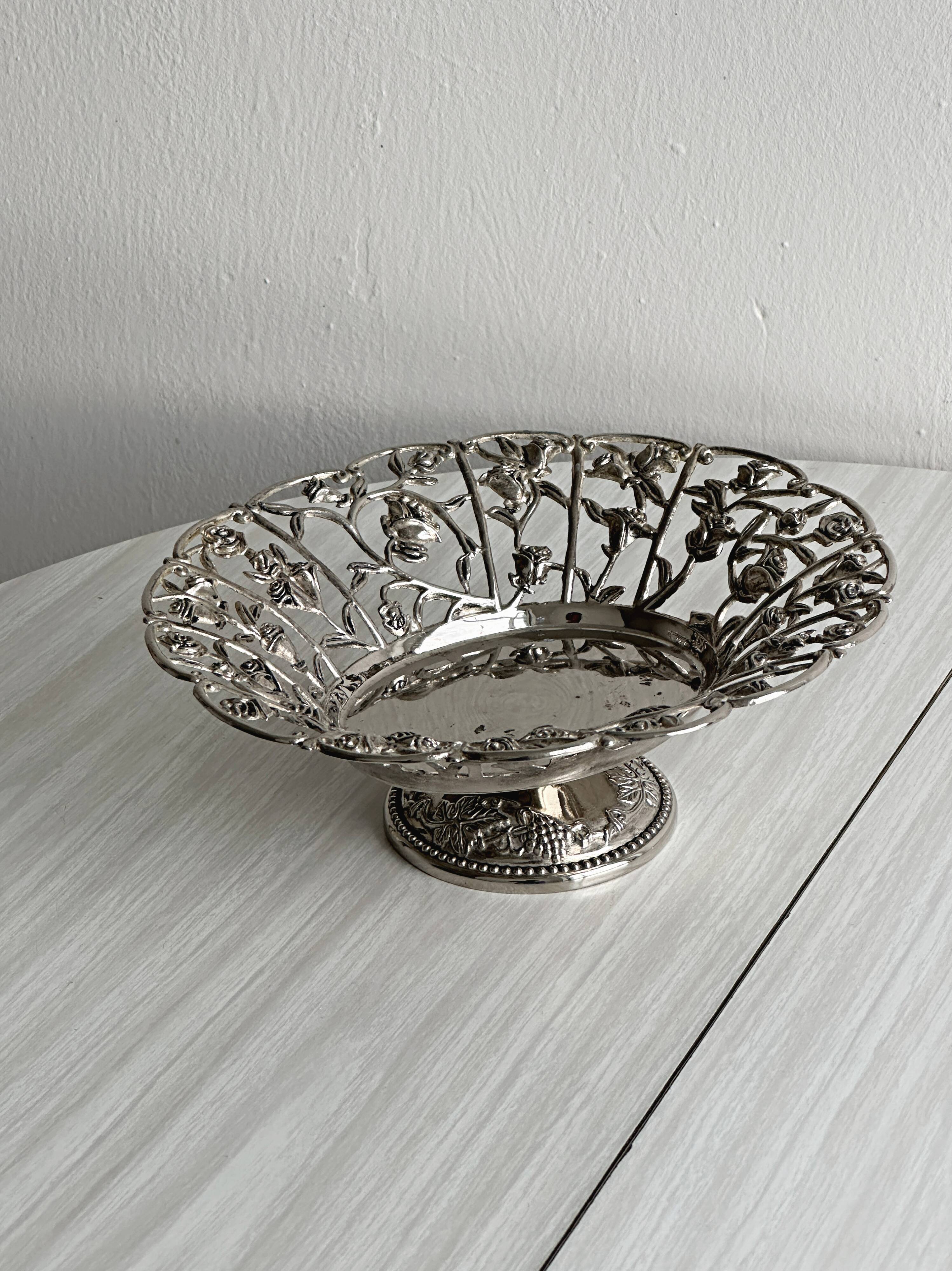 Silver-plated openwork metal stand
