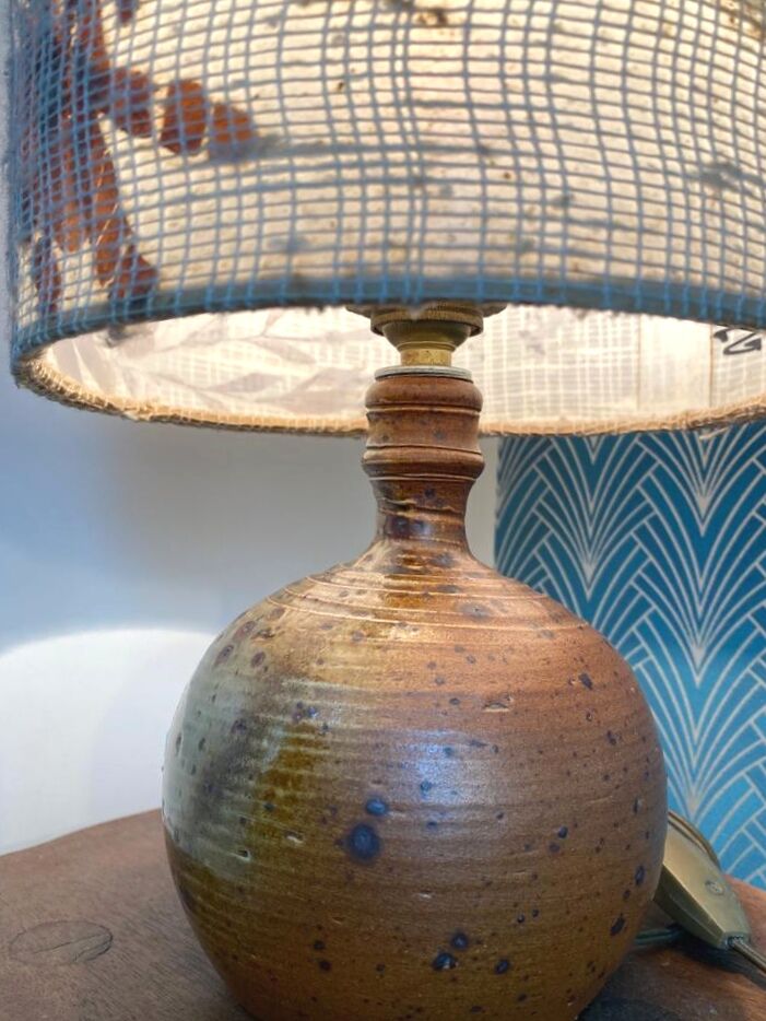 Sandstone laying lamp