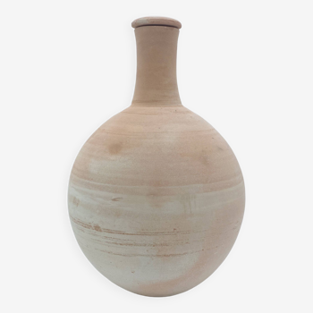 Round terracotta jar