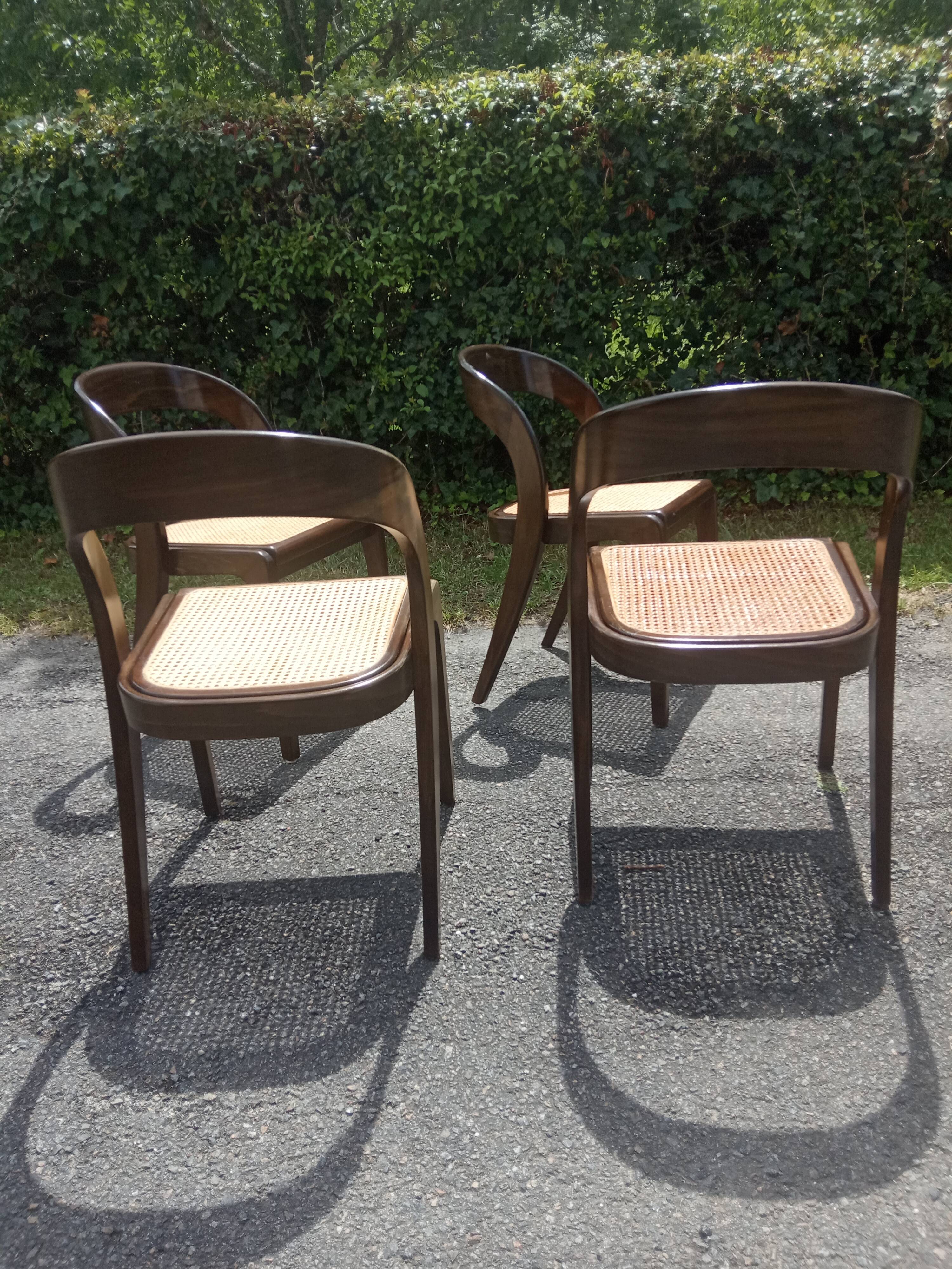 Baumann chairs model Gondola