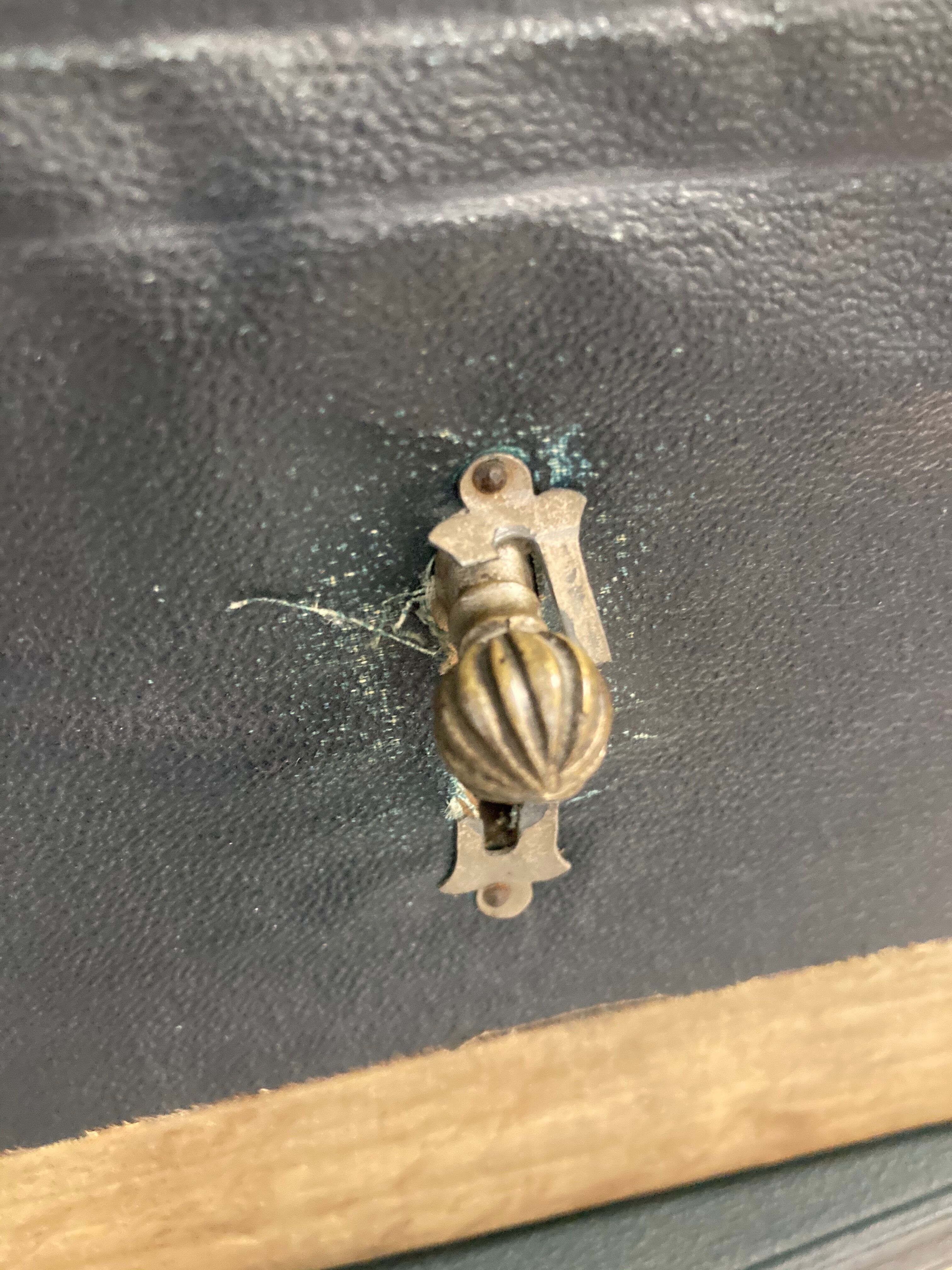 Terquem Revolving Library