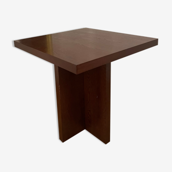 Wood veneer table