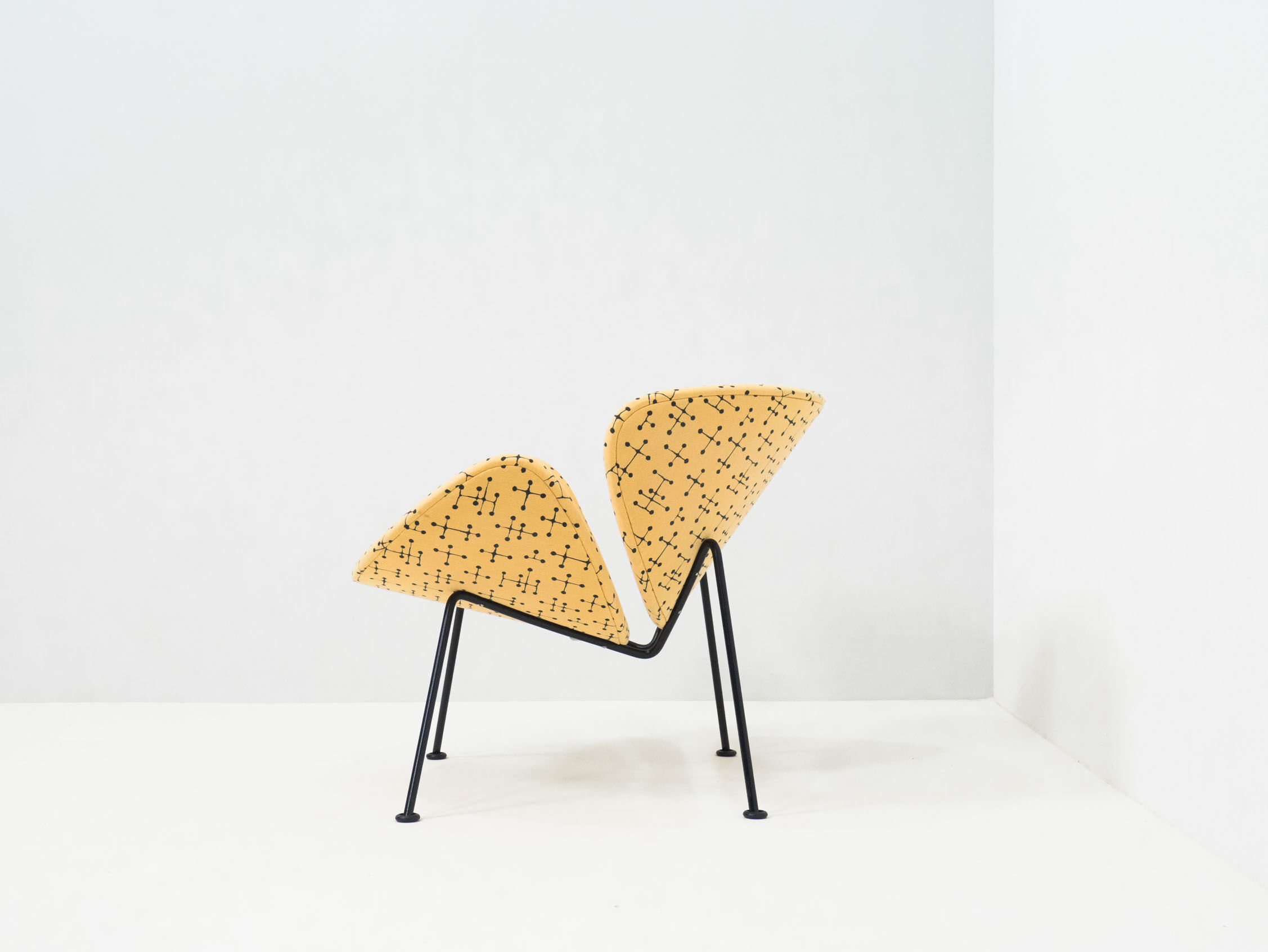 Fauteuil 'Small Dot Pattern' Orange Slice par Pierre Paulin édition Artifort