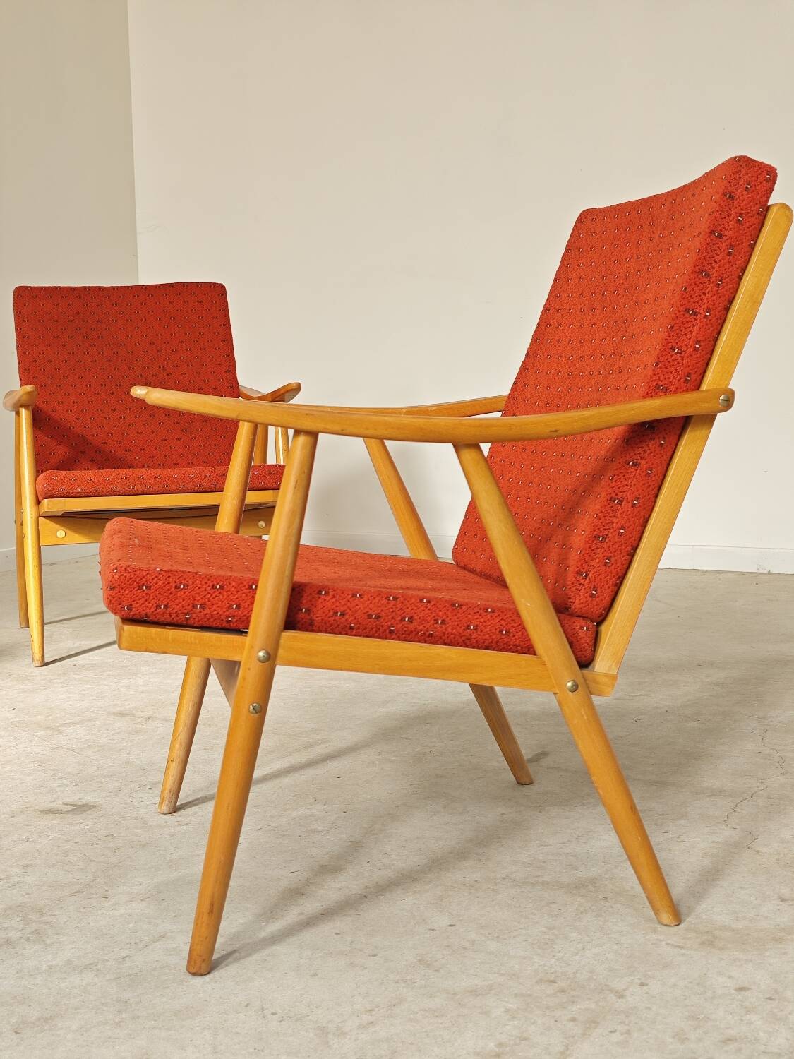 Pair of Boomerang armchairs by Antonin Suman for Ton (Thonet) 60