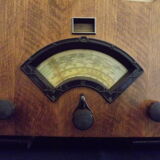 Art deco radio 1934