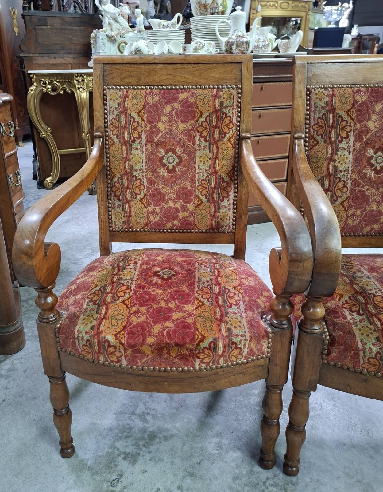 Pair of walnut armchairs – Restoration/Charles X period – 19th century