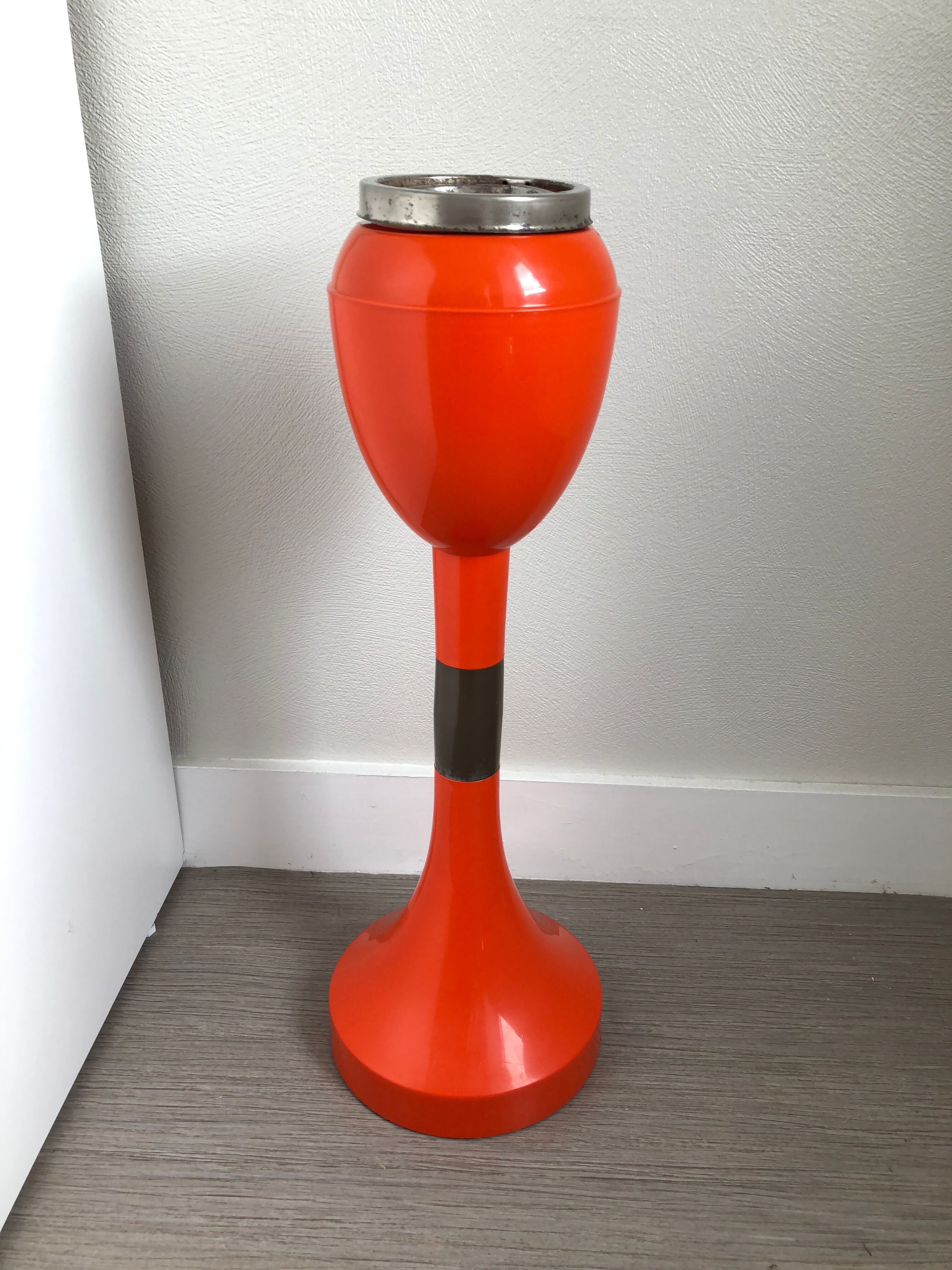 Vintage orange-footed ashtray