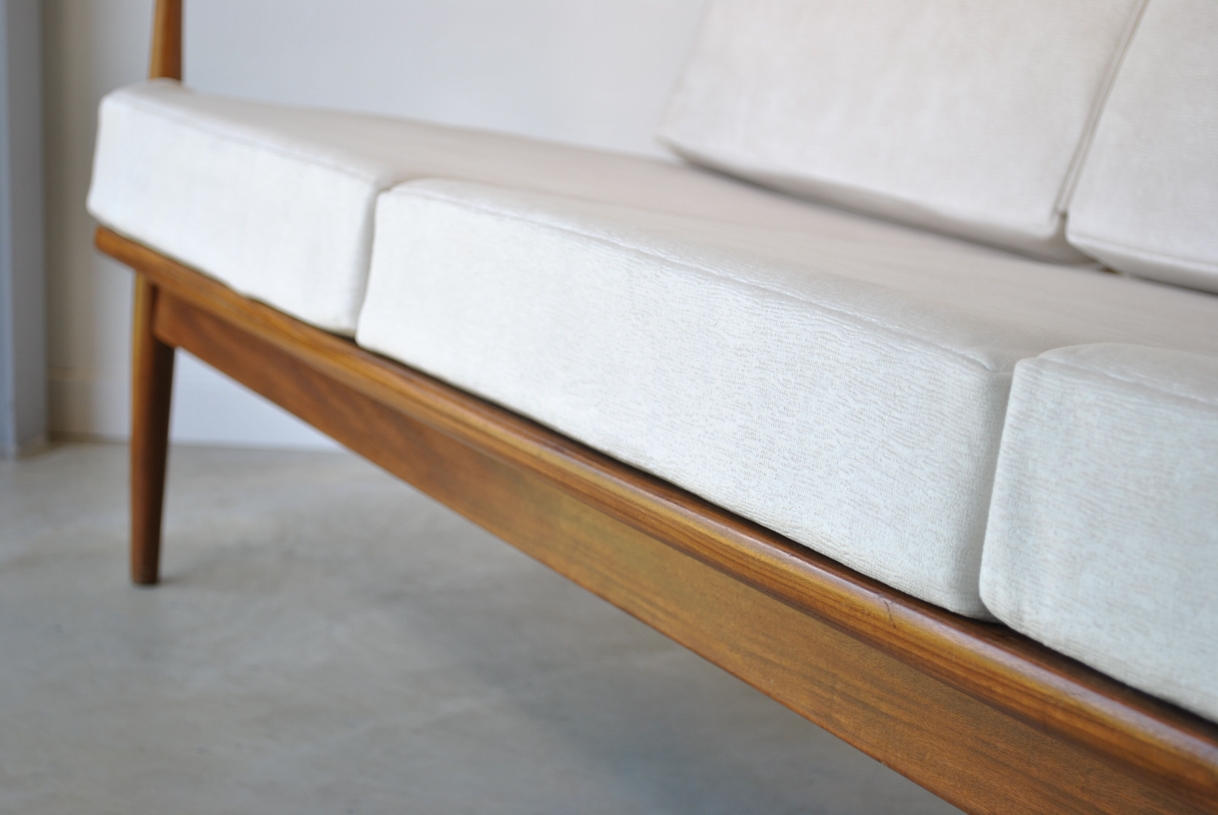 Danish scandinavian sofa distributed to Roche Bobois 1960