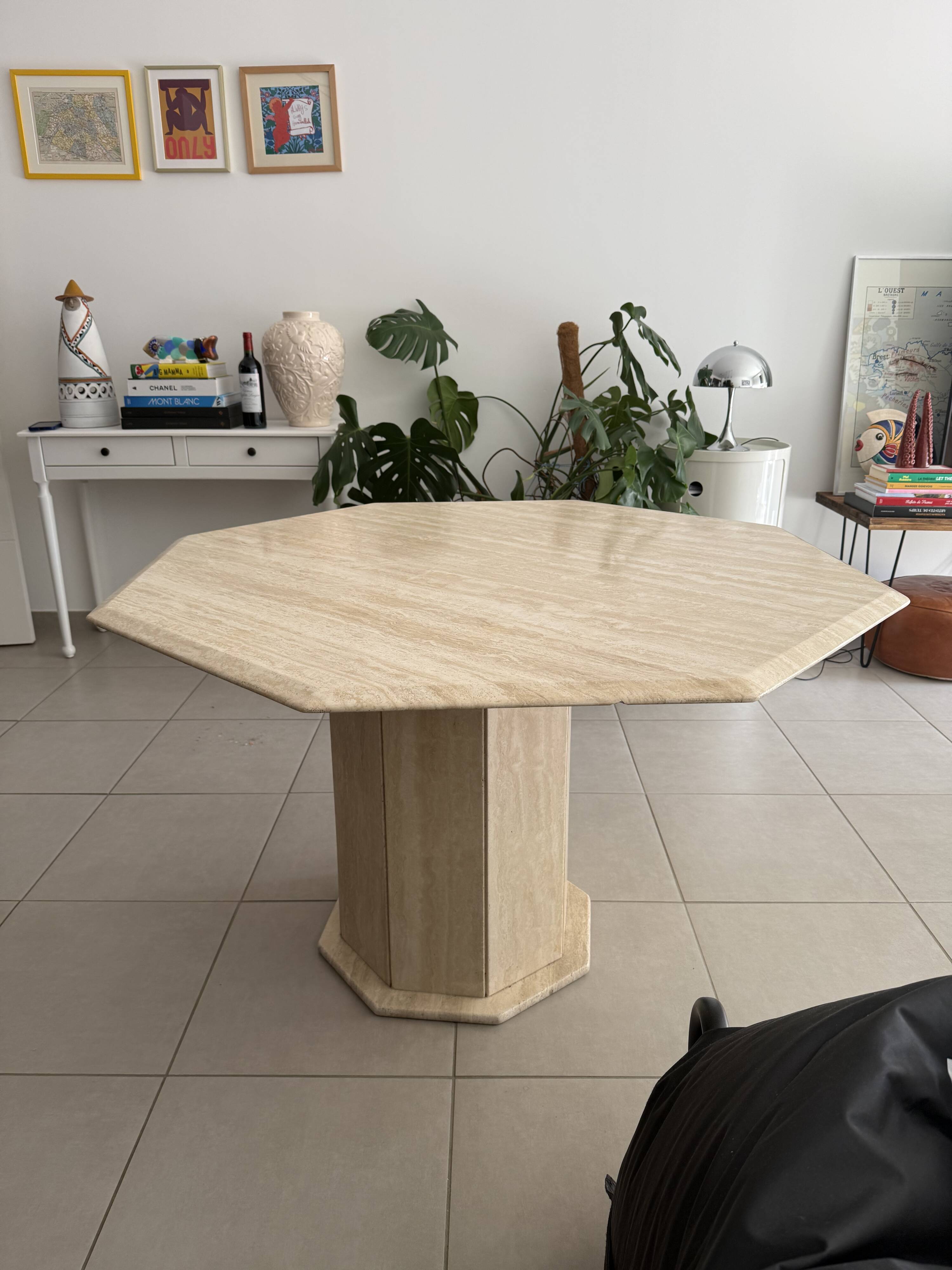 Table en travertin