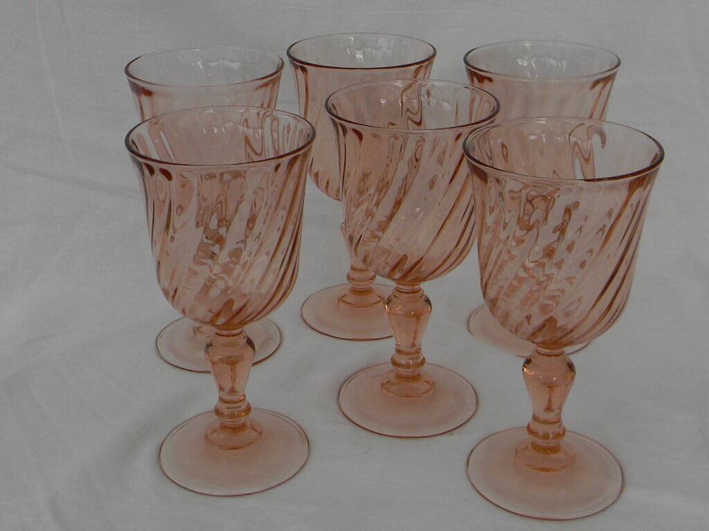 Set of 6 LUMINARC glass water glasses. Rosaline model.