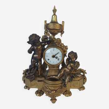 Imperial pendulum clock in gilded bronze cherub decoration Louis XVI style
