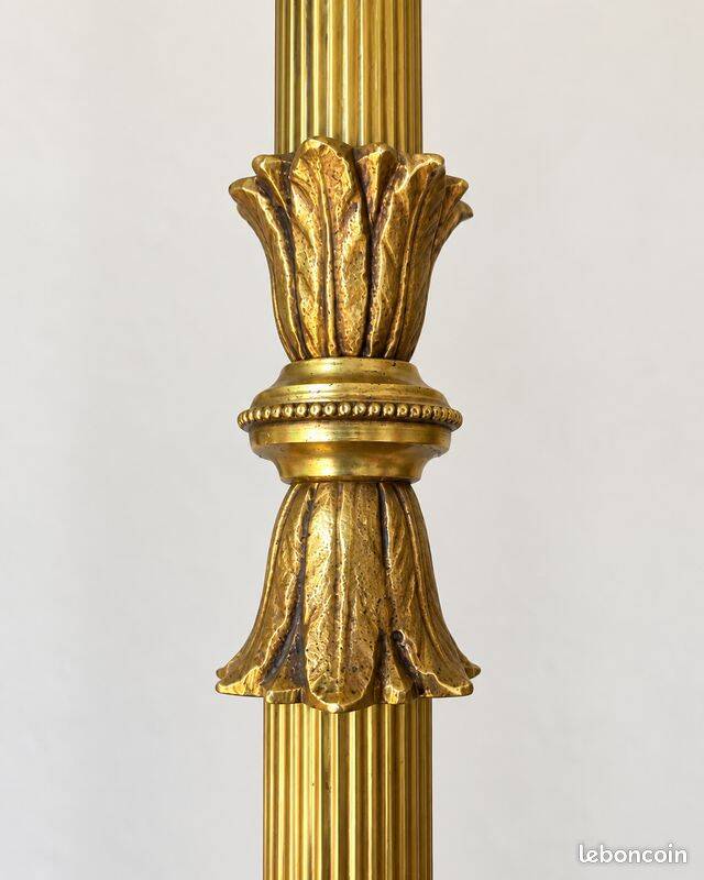 Lampadaire vintage en laiton doré – style néoclassique – torchière