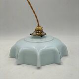 Blue opaline suspension