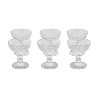 10 crystal champagne cups