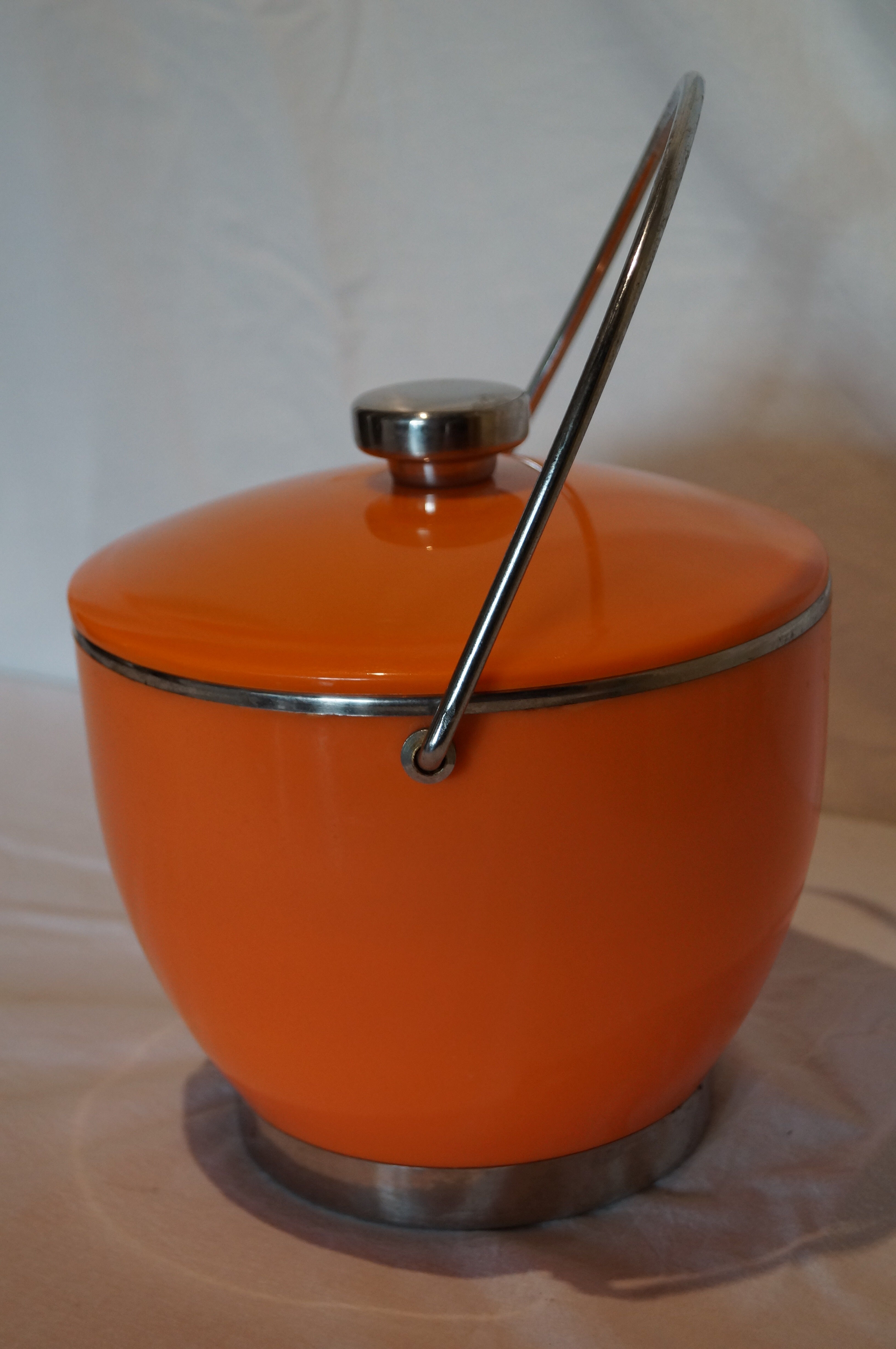 Vintage ice bucket