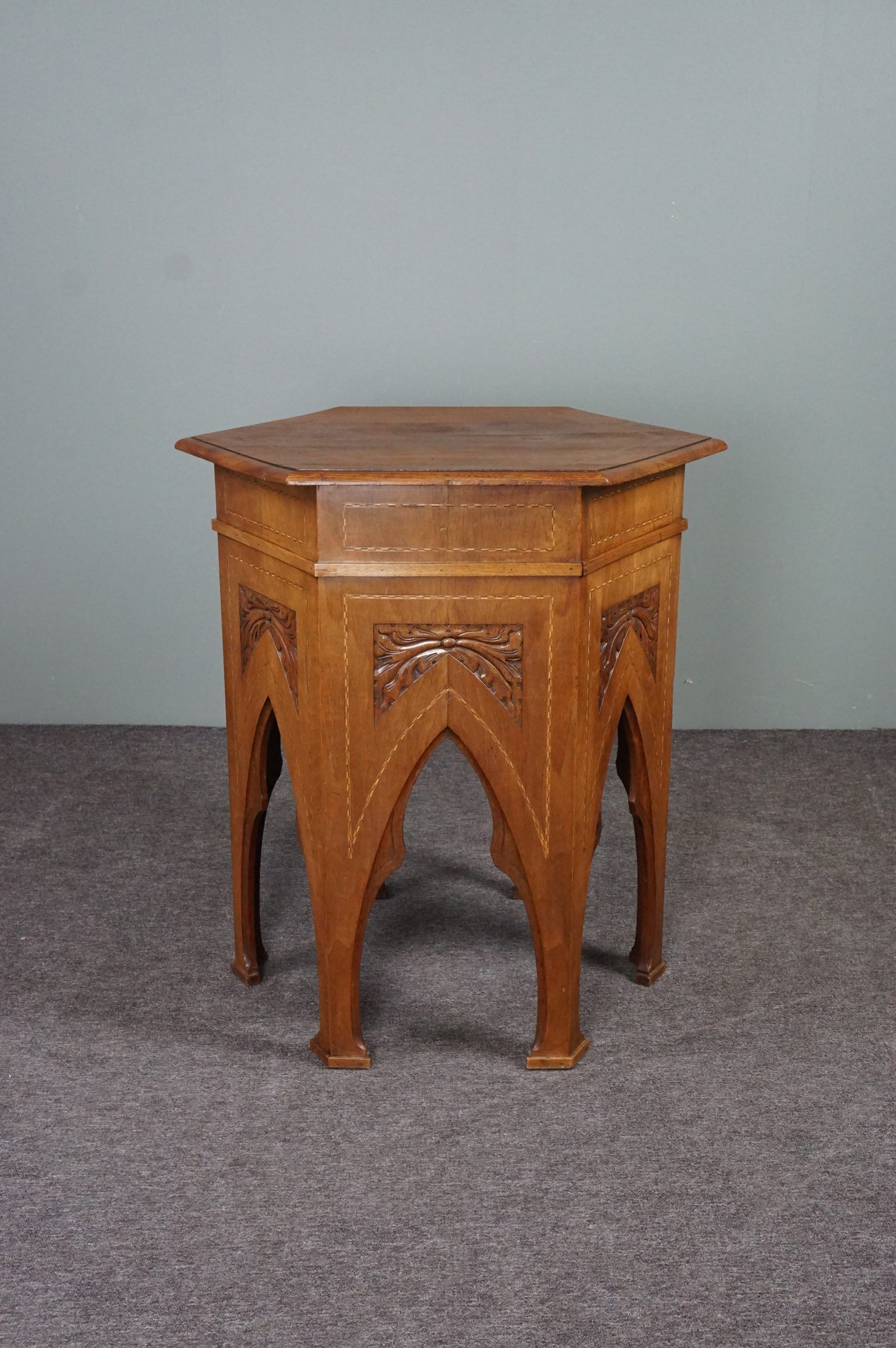 6-sided side side table in Jugendstil Art Nouveau style