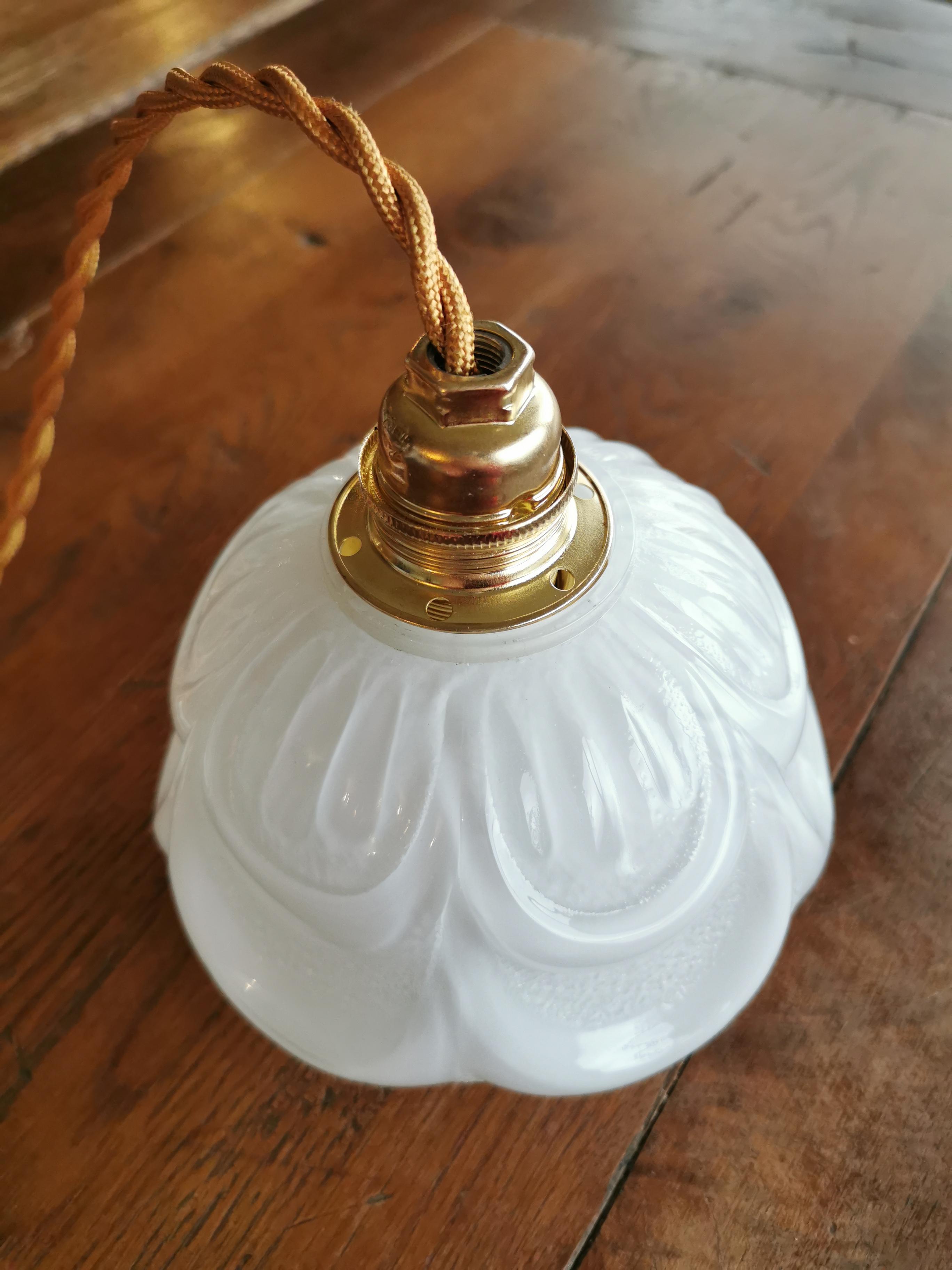 White opaline walker bubbled