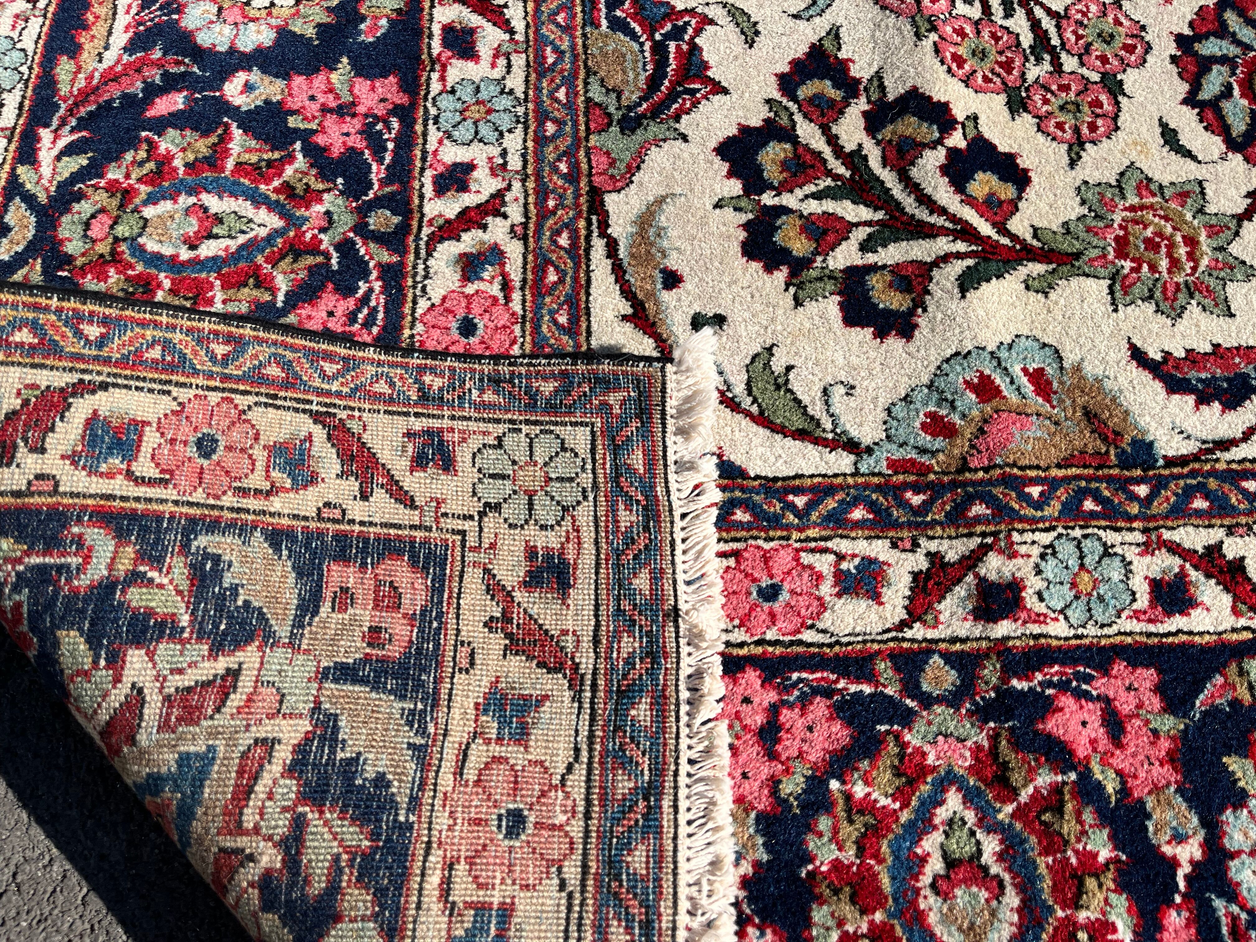 Persian Keshan Rug, Circa 1960. 350x250 cm