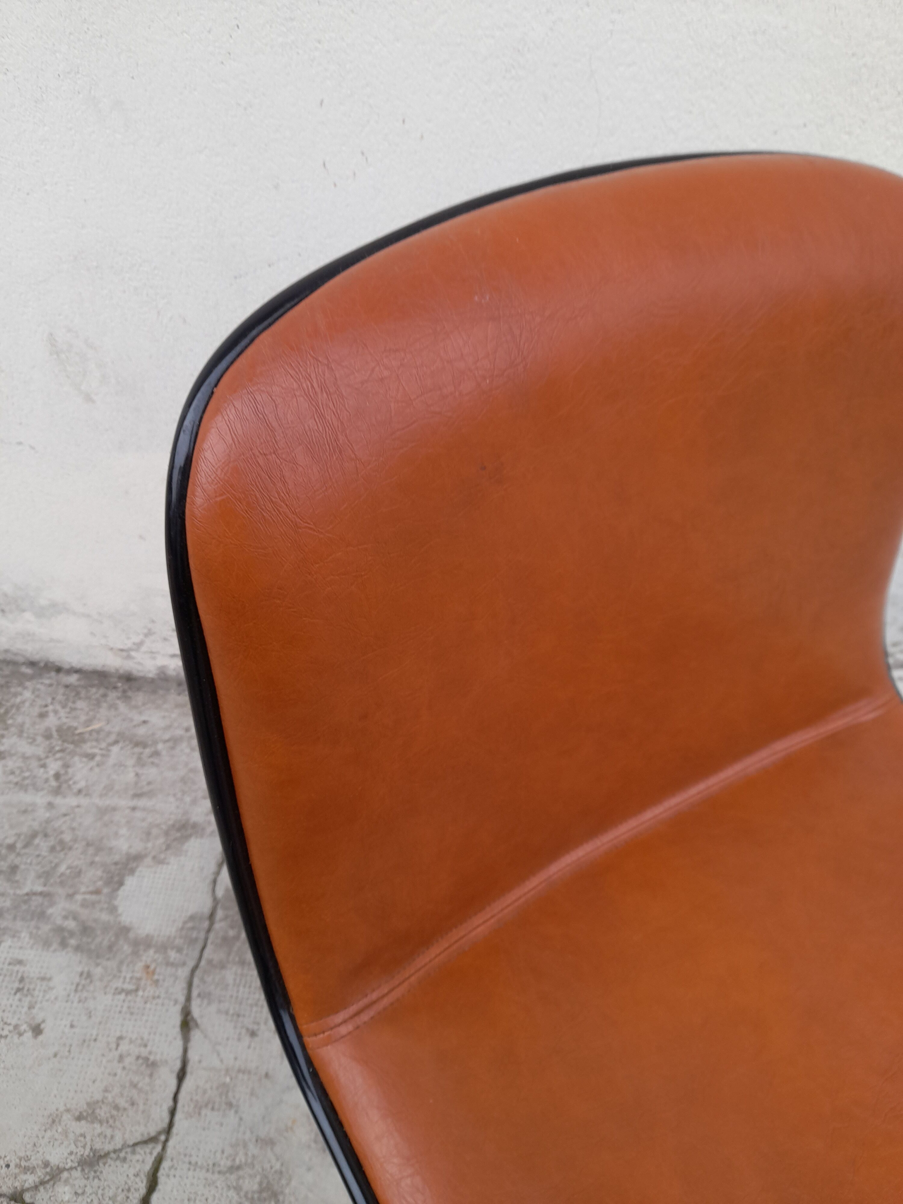 Chaise Strafor vintage années 70