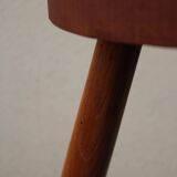 Tripod brutalist stool