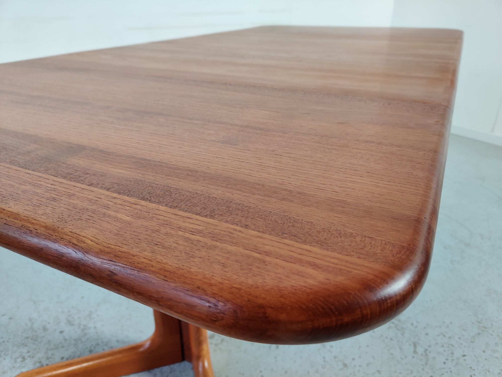 Dining table with teak extensions by Niels Möller, Dänemark 60s/70s