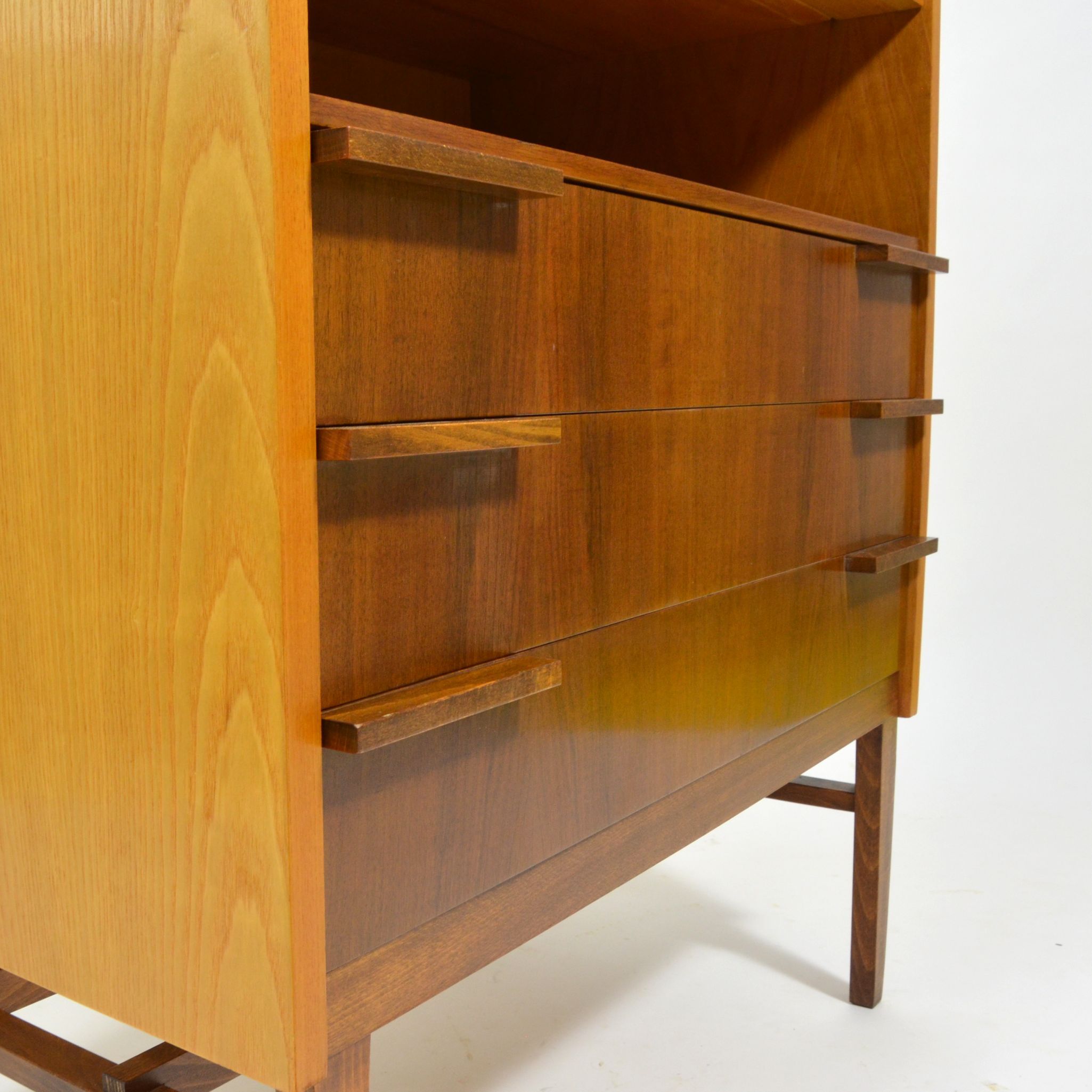 Cabinet in ash and walnut veneer by František Mezulánik - 1970s
