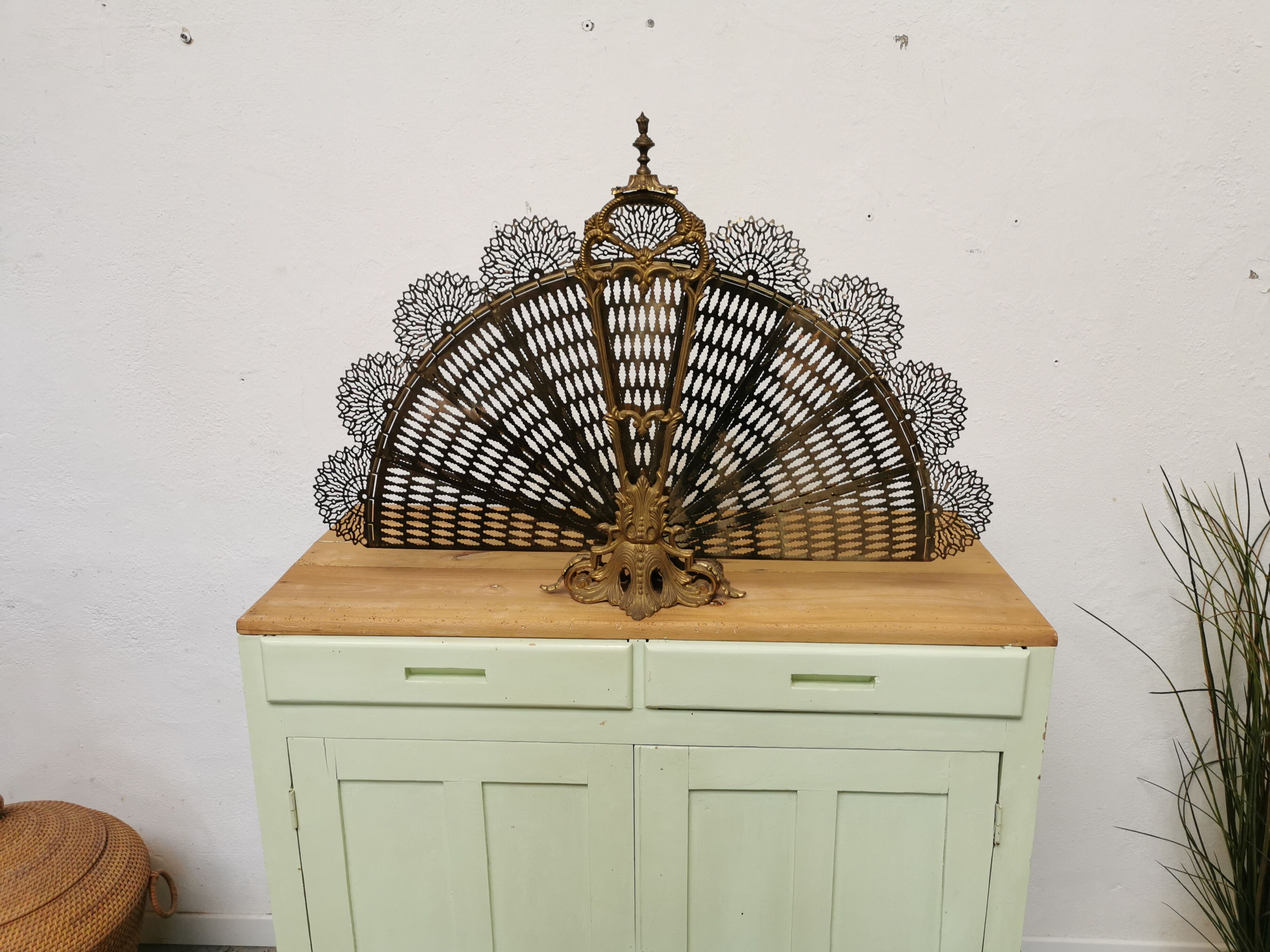 Fire firewall fan peacock bronze