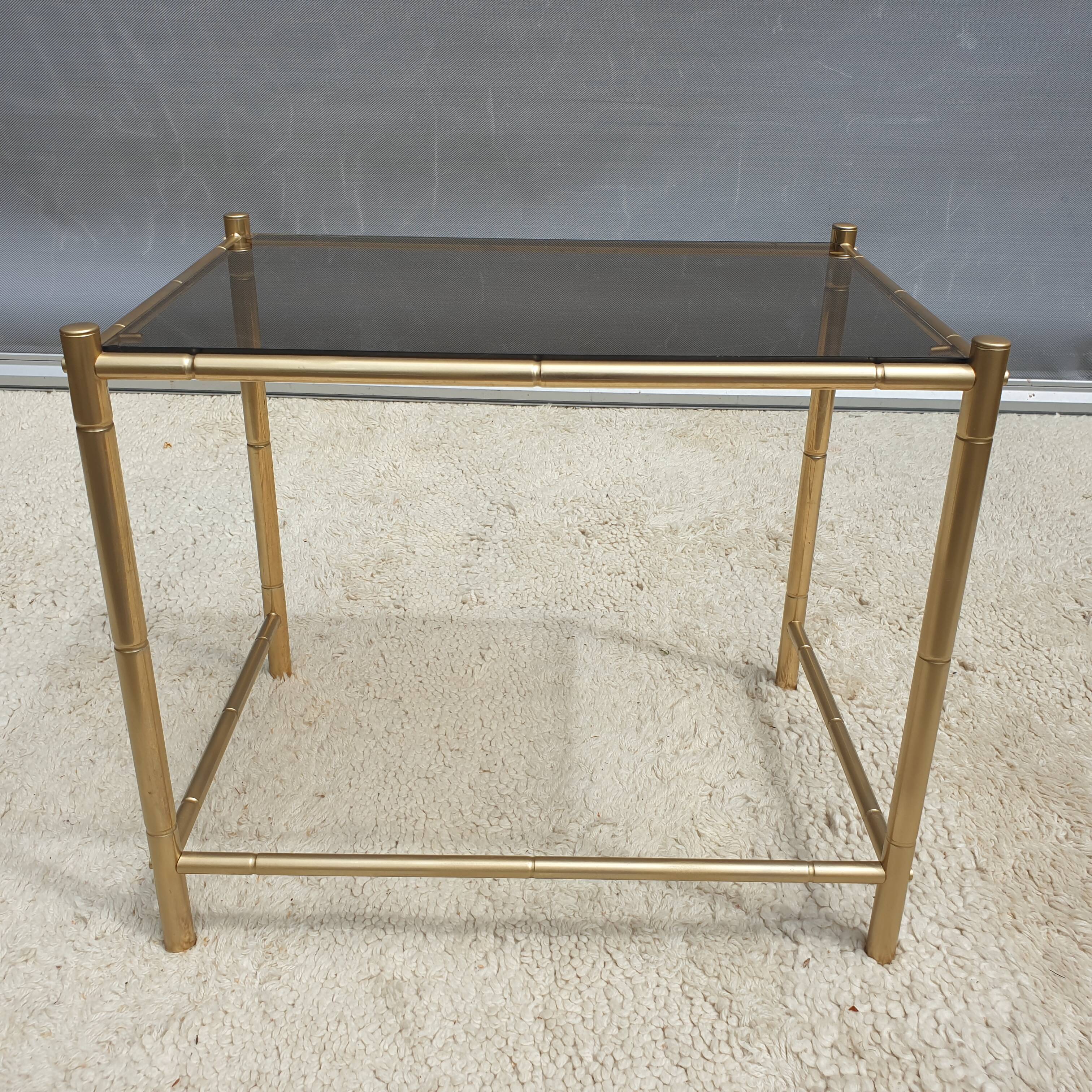 Table basse bambou verre fumé