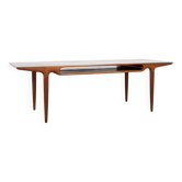 Table basse danoise du milieu du siècle en teck par Johannes Andersen pour Silkeborg