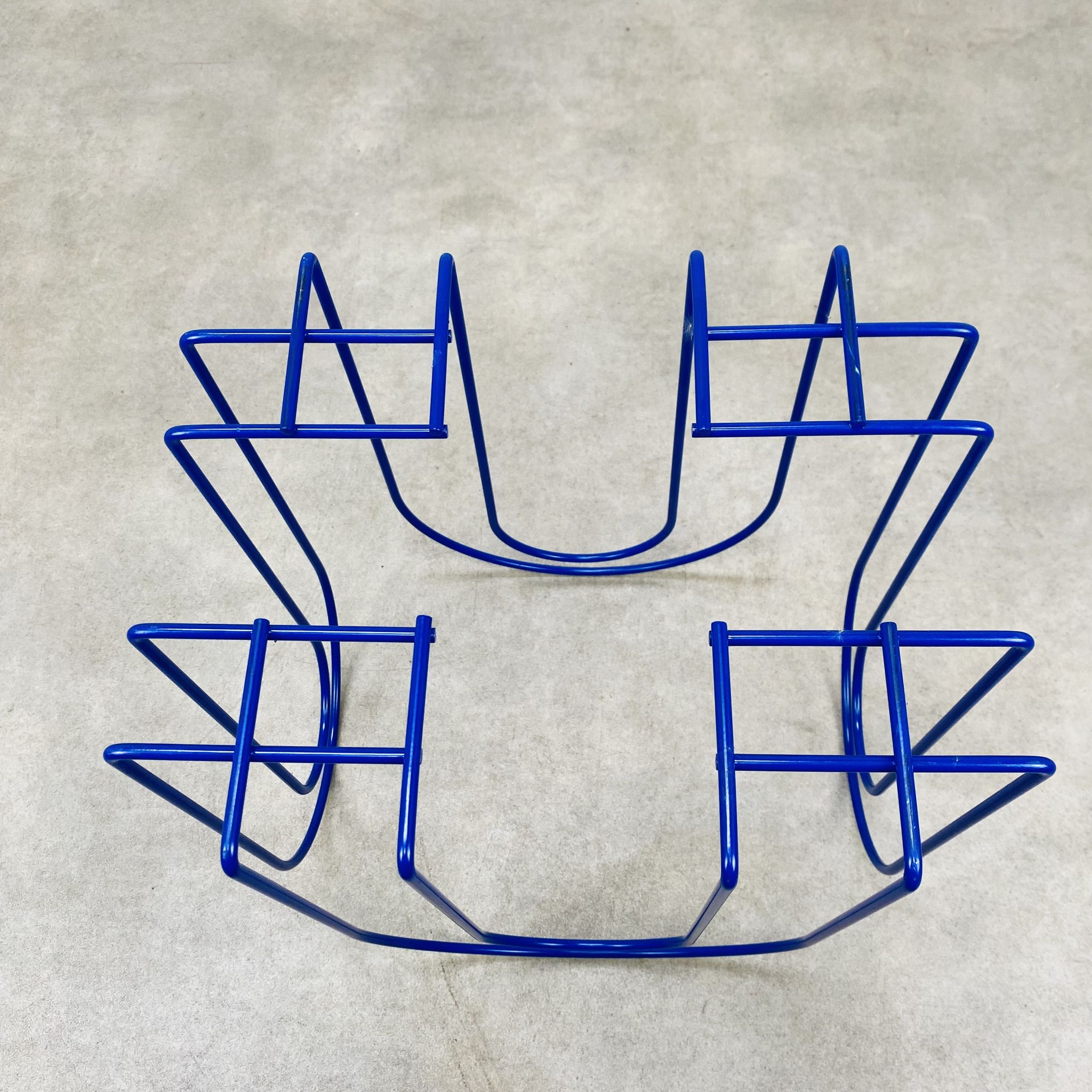 Metal magazine holder blue 80s postmodern vintage memphis