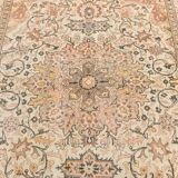 Vintage Cream & Brown Classic Pattern Persian Rug, 193x286Cm