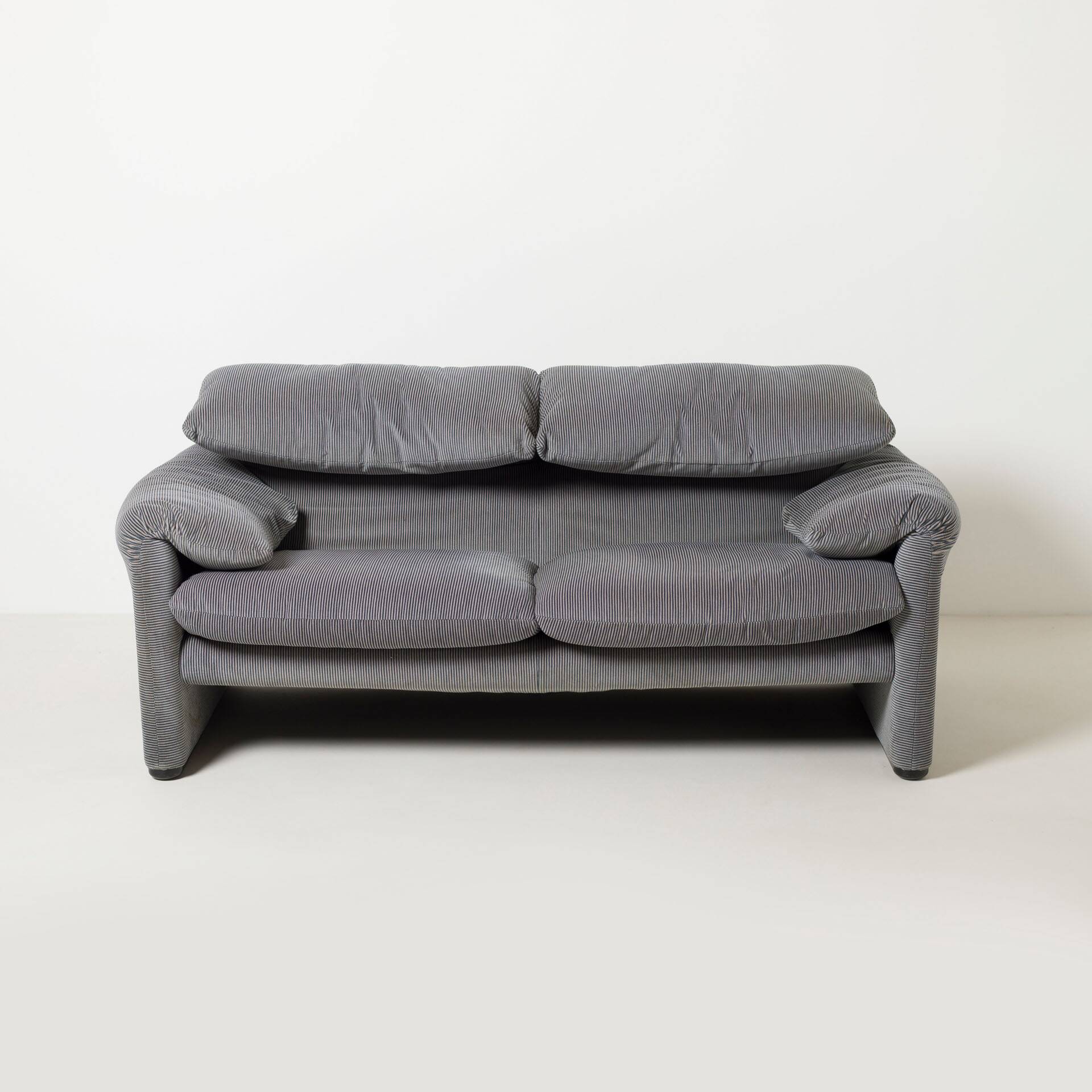 Vico Magistretti Maralunga 2 places / loveseat pour Cassina, Italie, années 1980, g