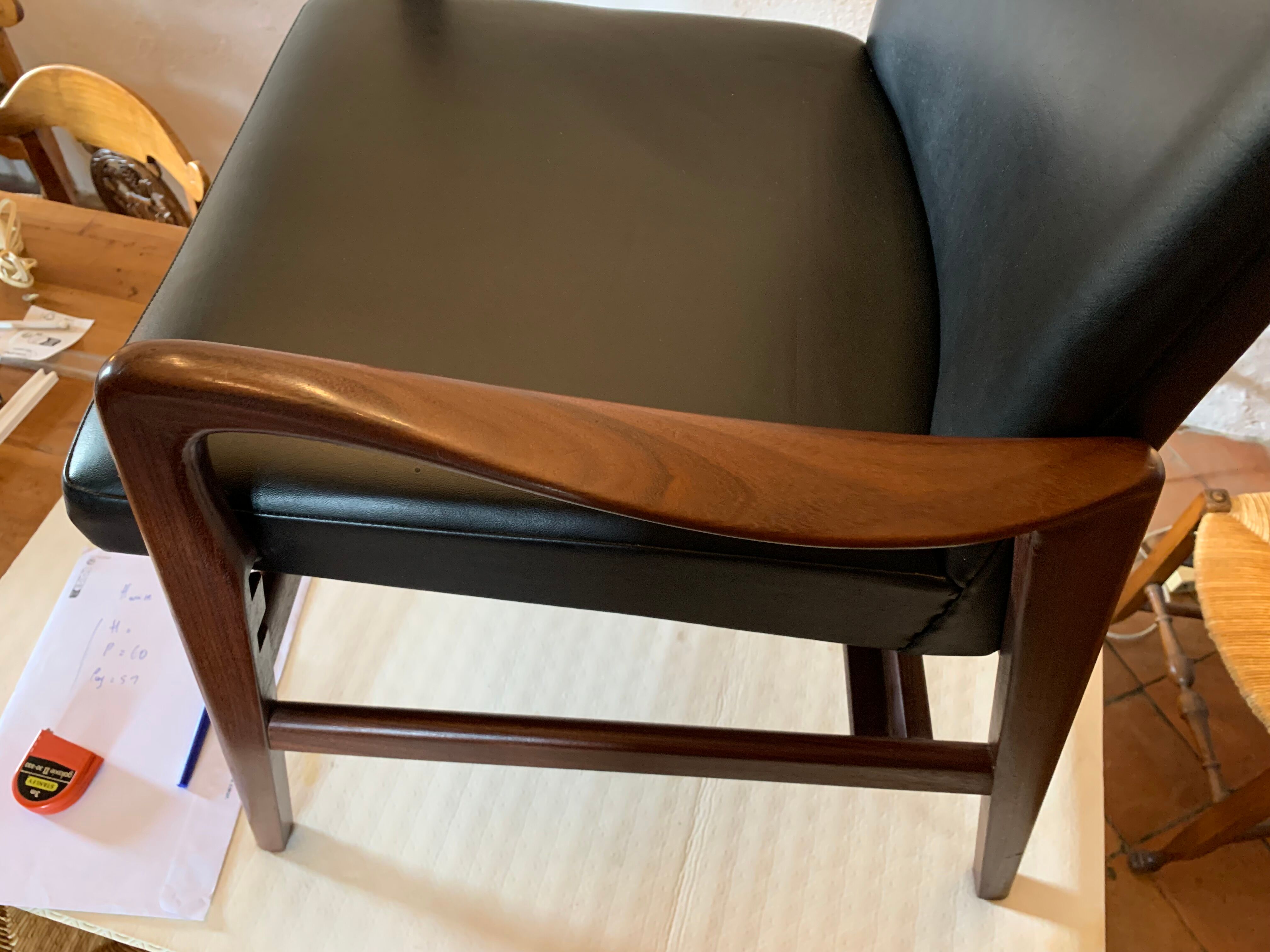 Scandinavian office chair