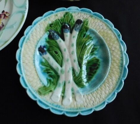 6 French Antique Asparagus Plates in Majolica