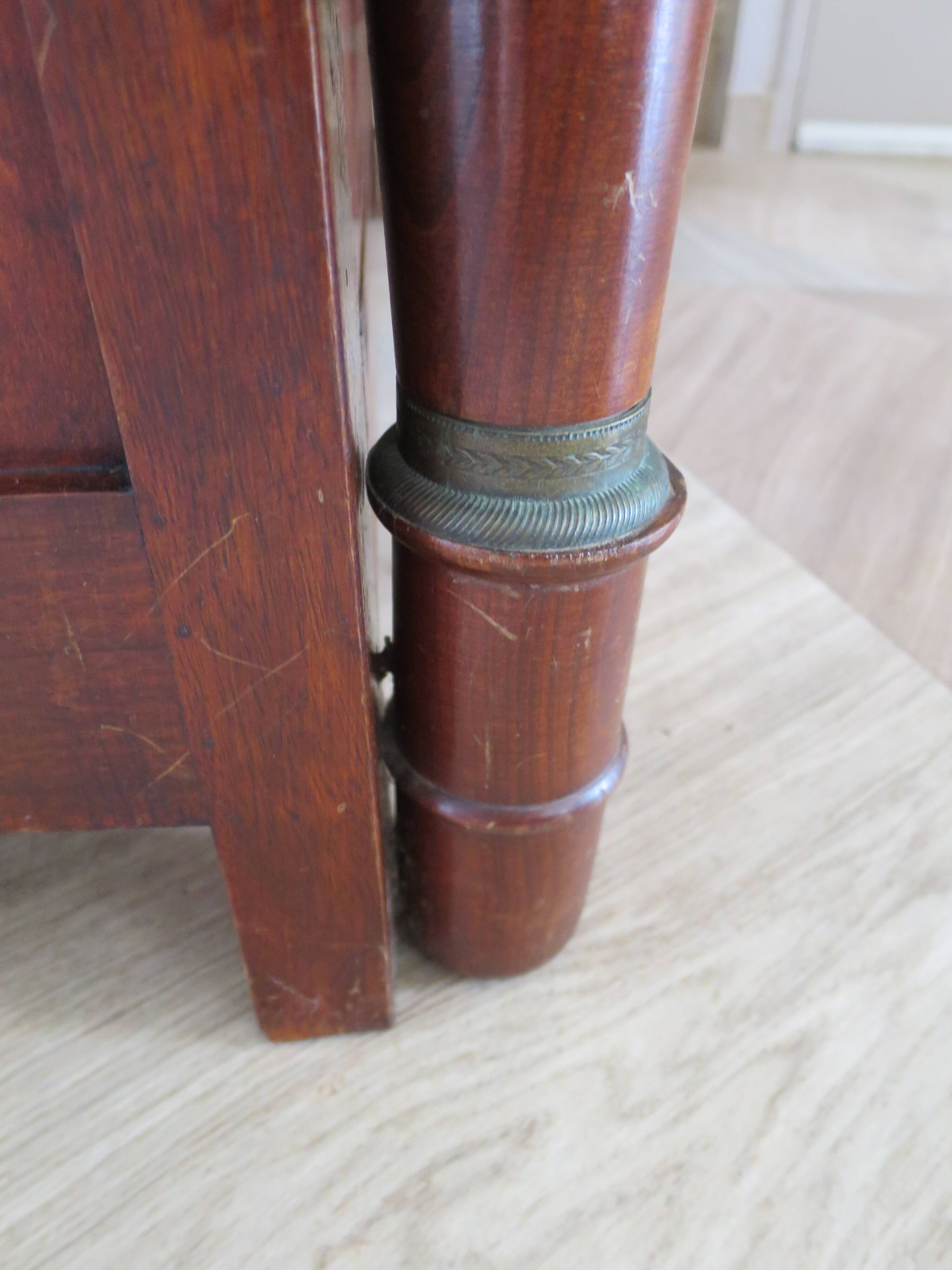 4-drawer chest of drawers - empire style - with detached columns - mahogany-bronze stain