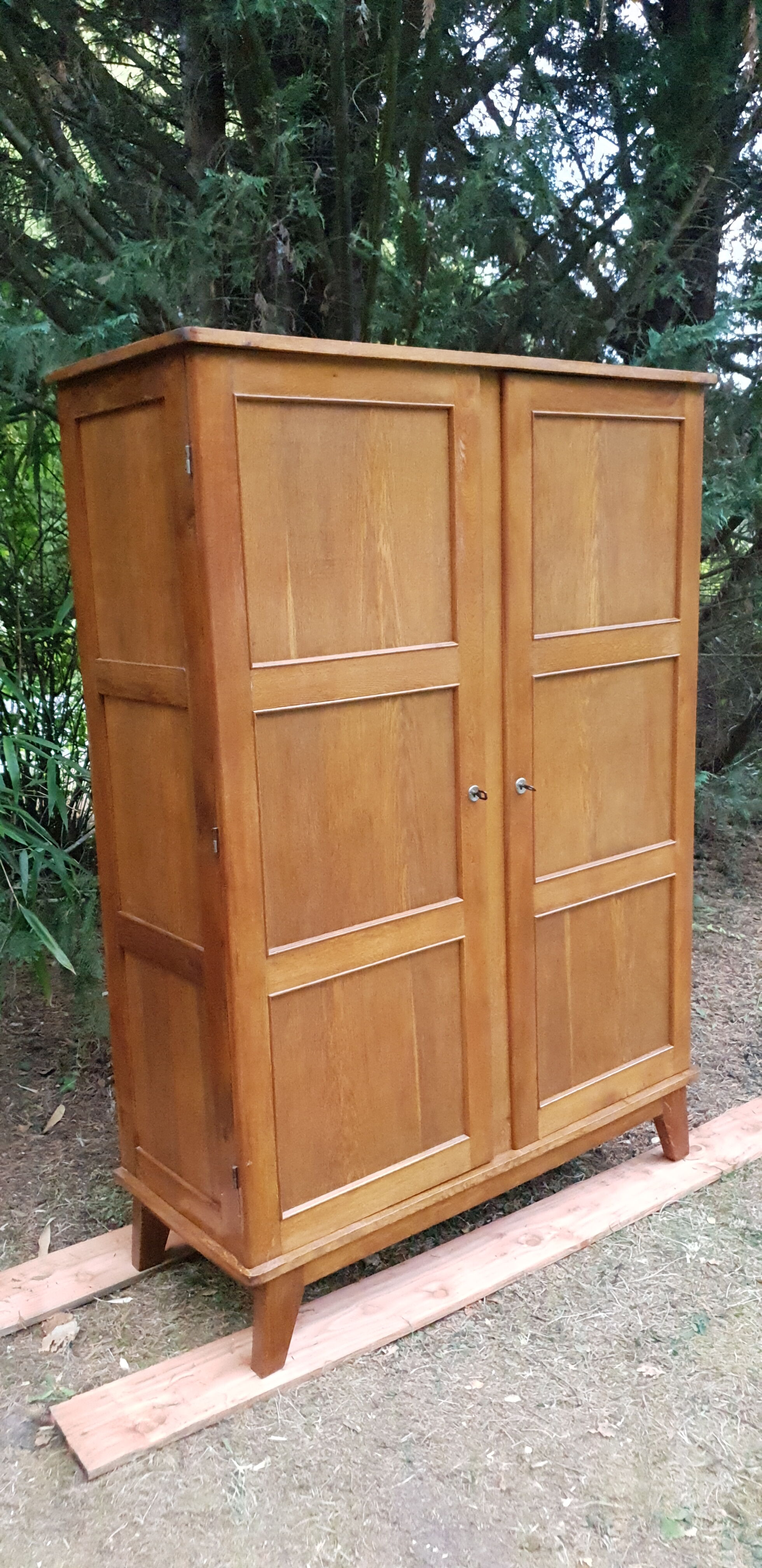 Wardrobe by René Gabriel