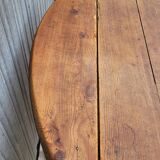 Rustic Burgundian farm table with old round shutters - 1m50