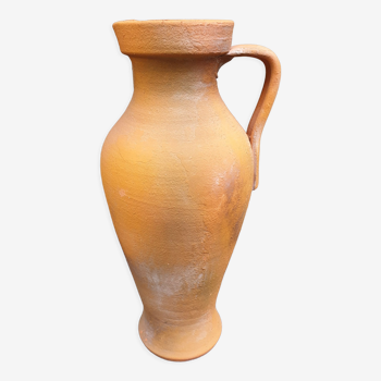 Jug in terracotta