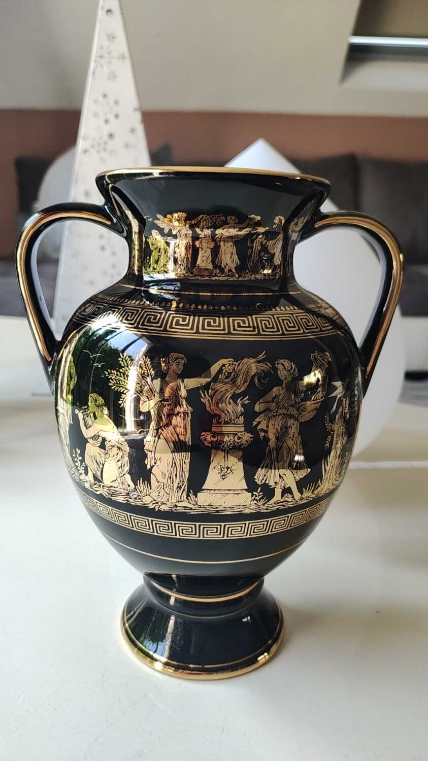 Vase Amphore Grec forme boule. Signé Kratimenos..scènes de vie mythologie Grecques , inclusions or 24 carats. Haut 21 cm