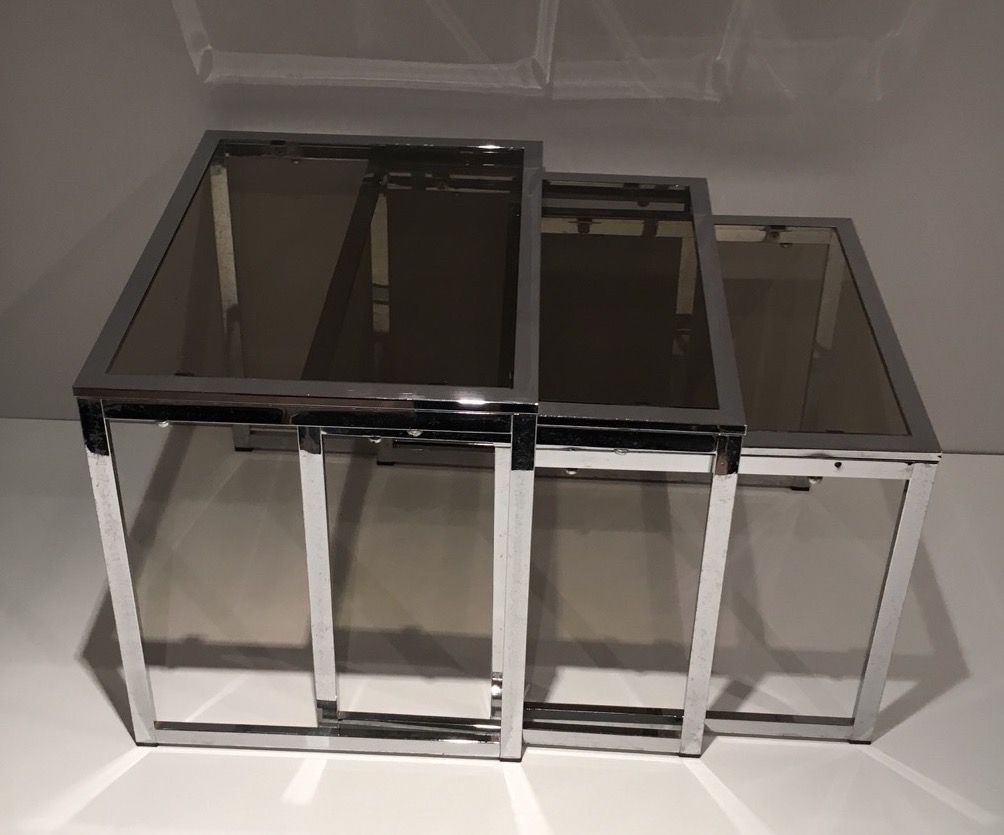 Set of 3 chrome nesting tables. Around 1970.