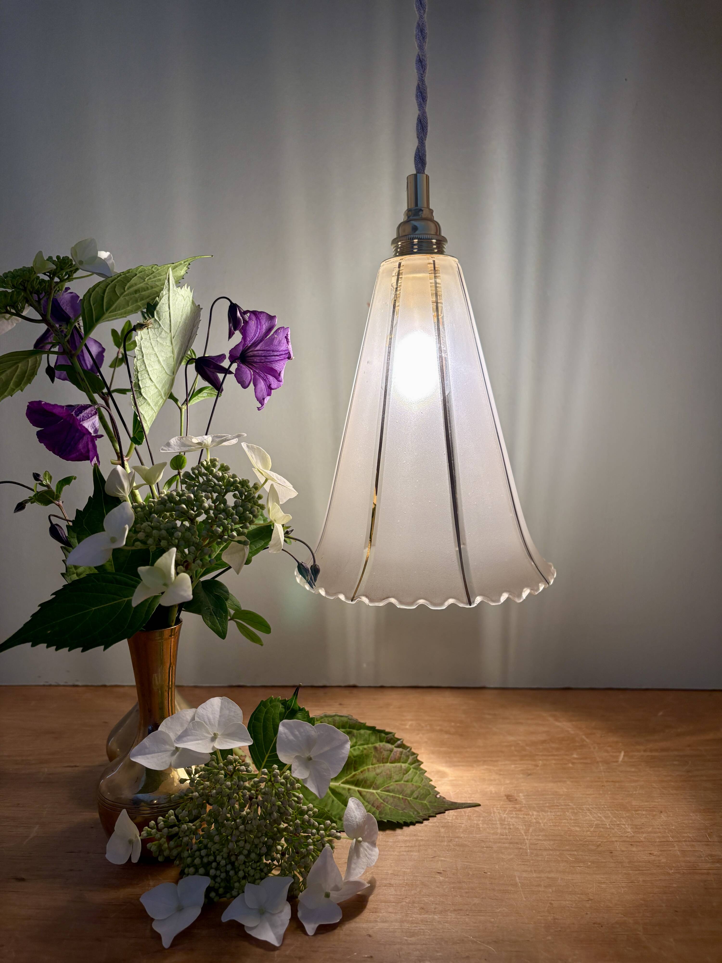 Vintage tulip pendant light in white and gold frosted glass