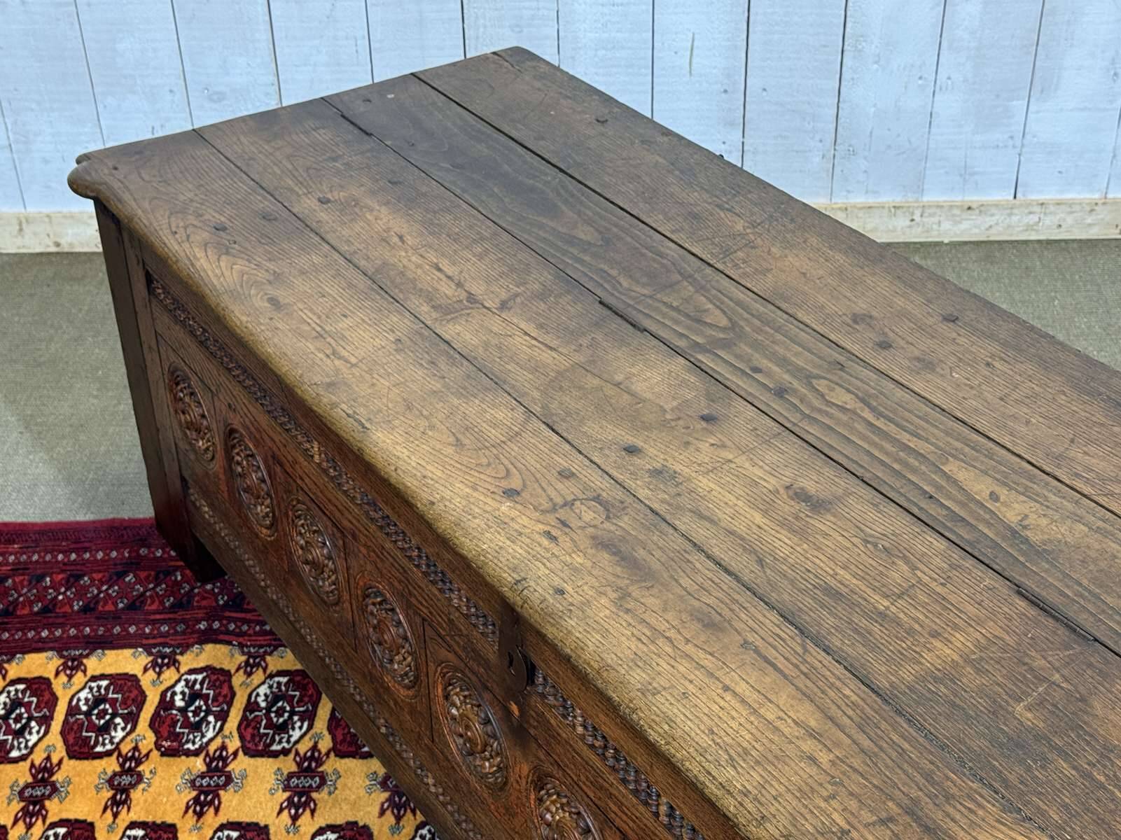 18th-century Breton chestnut bank bench