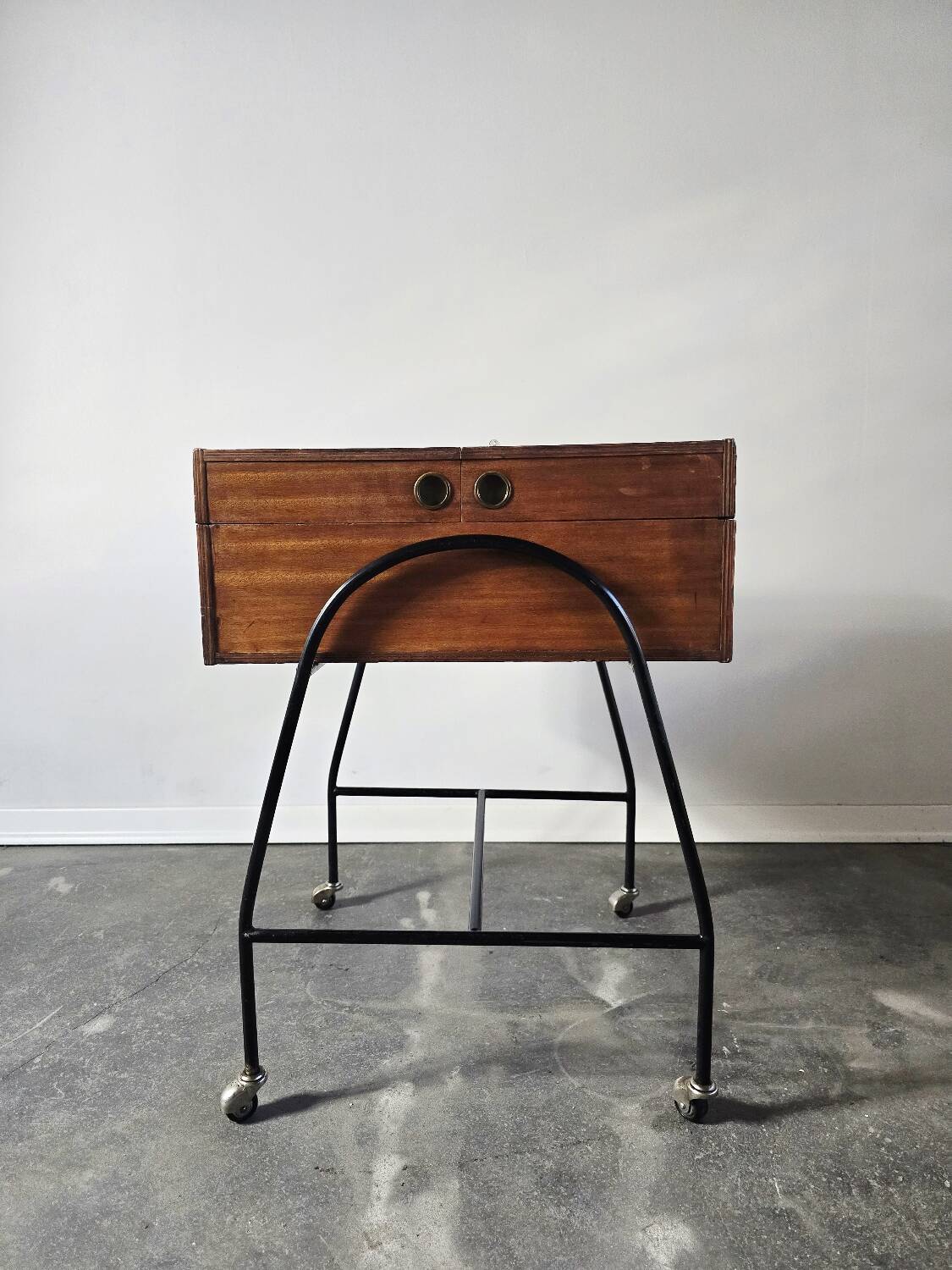 60s Mid-Century Modern Locking Rolling Cabinet / Side Table