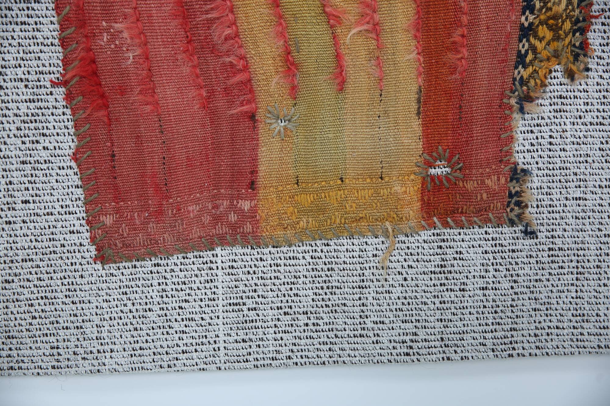 Modern Handmade Vintage Wall Rug, 75x134Cm