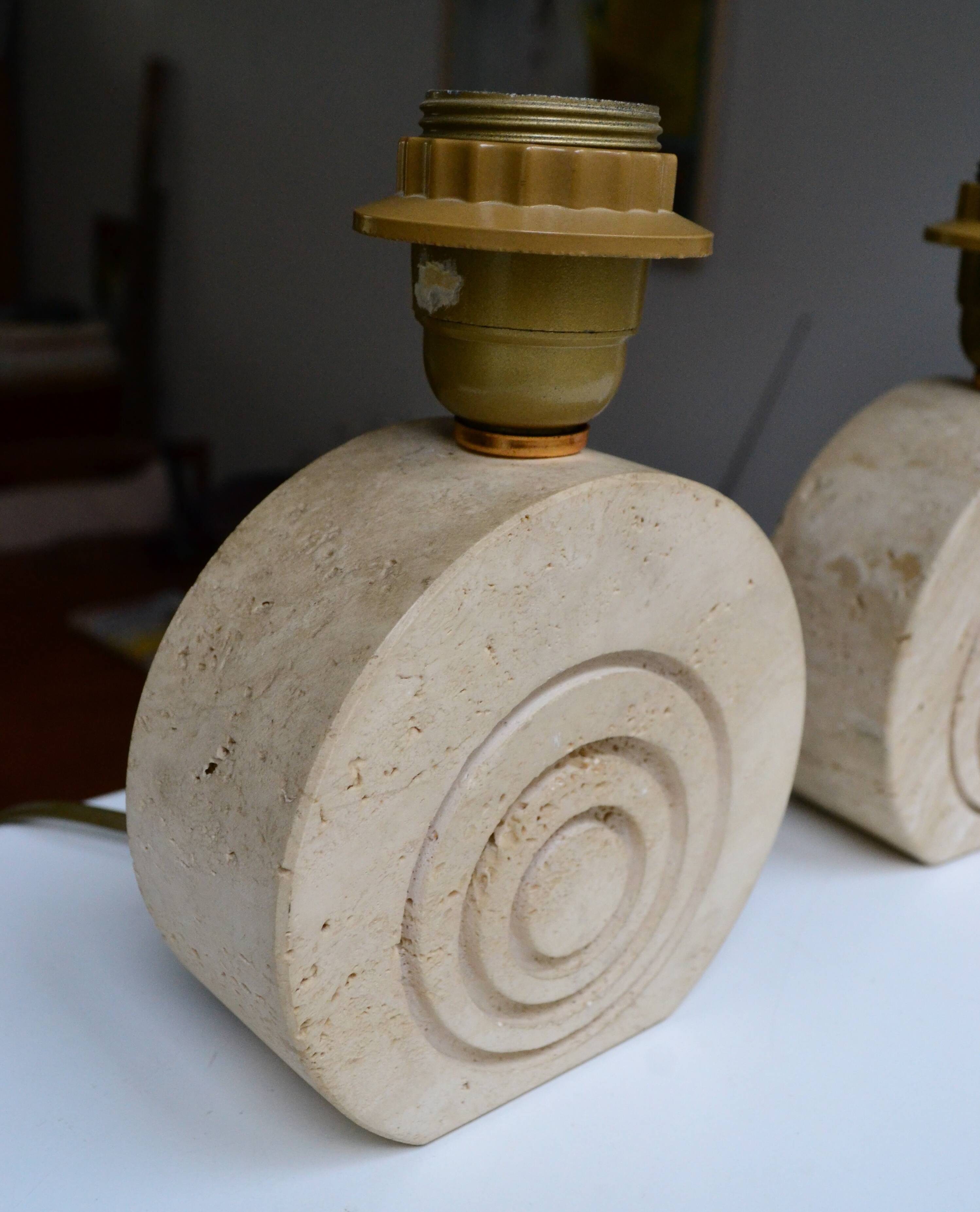 Paire de lampes en travertin années 70