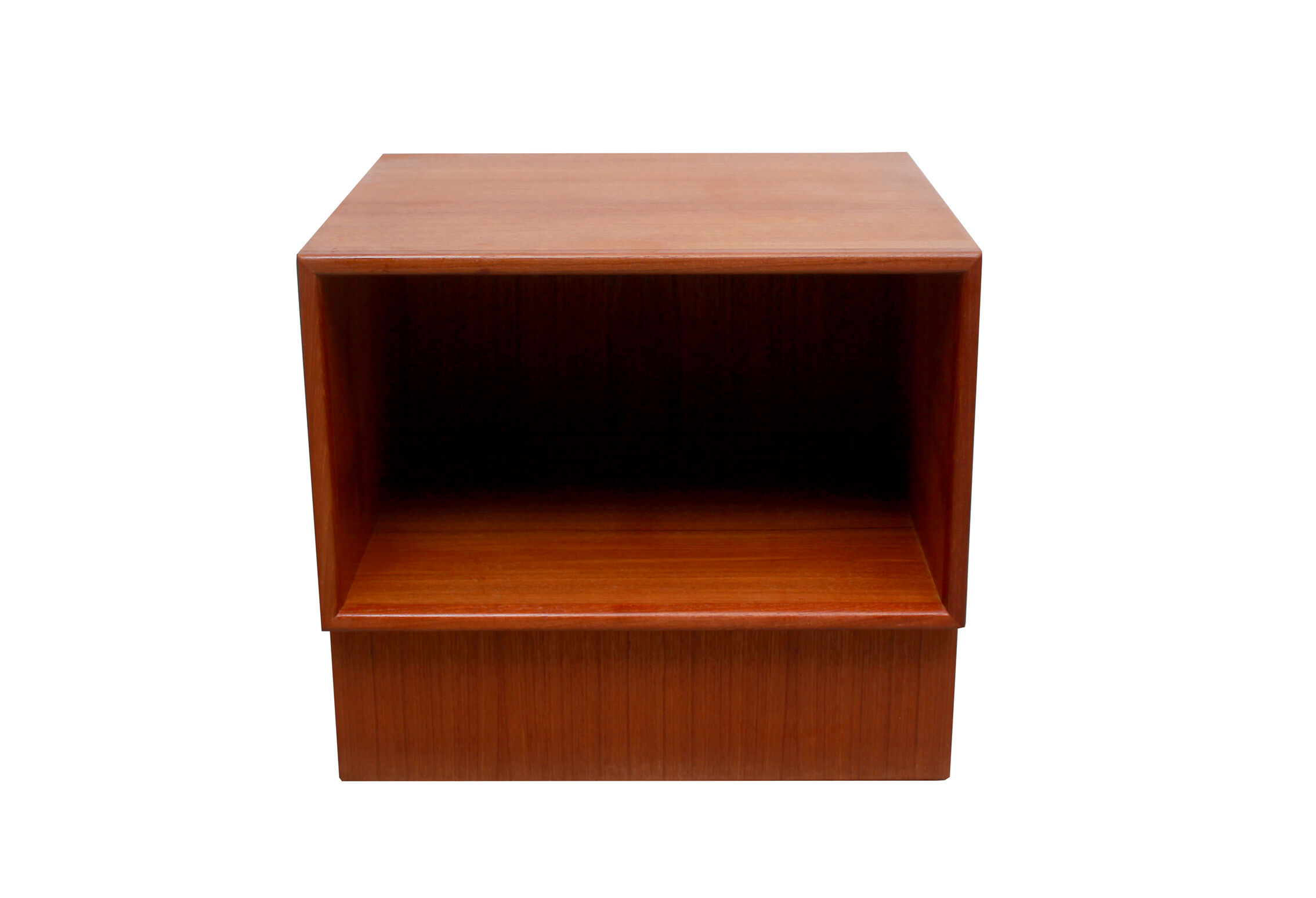 1960s nightstand i teak