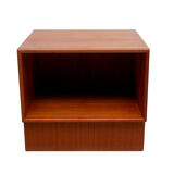 1960s nightstand i teak