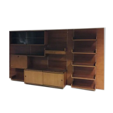 Wall unit